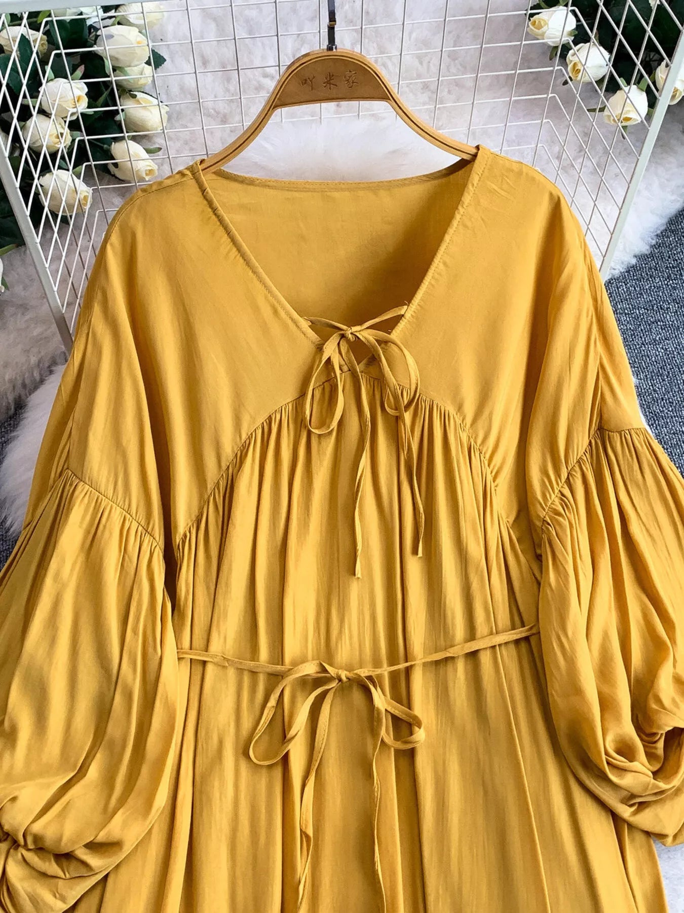 Balloon Sleeve Tie-Waist Dress