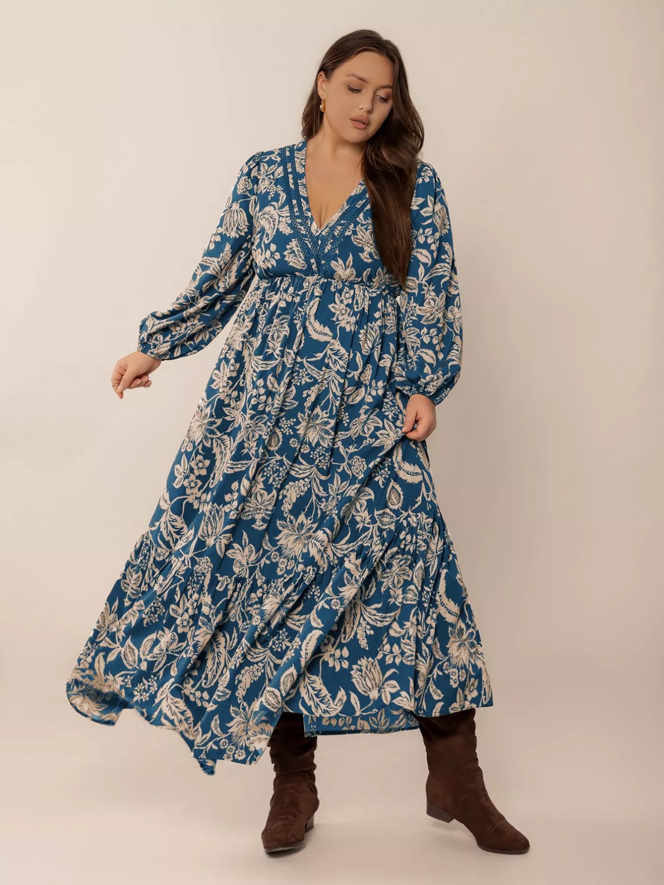 Plus Size Boho Floral Print Long Sleeve Maxi Dress