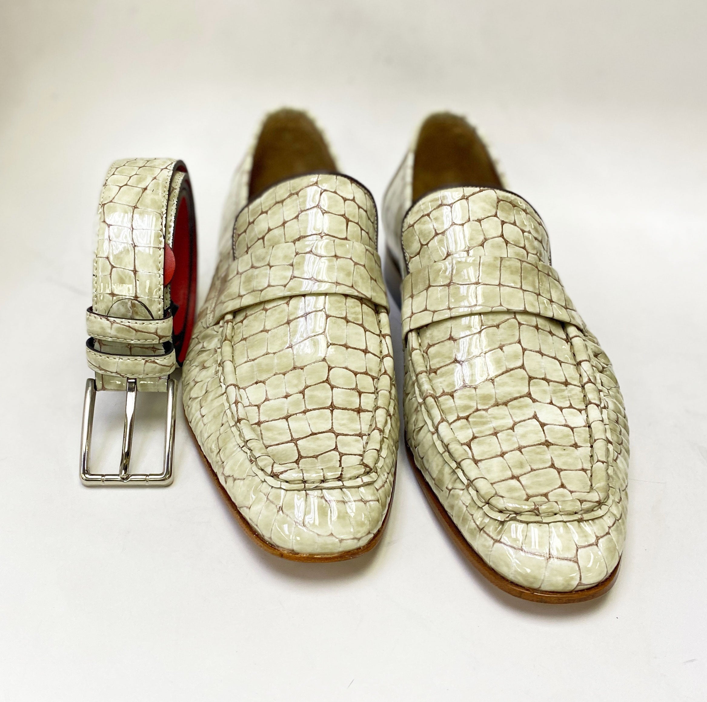 C Collection Crocodile Leather Loafer - Beige