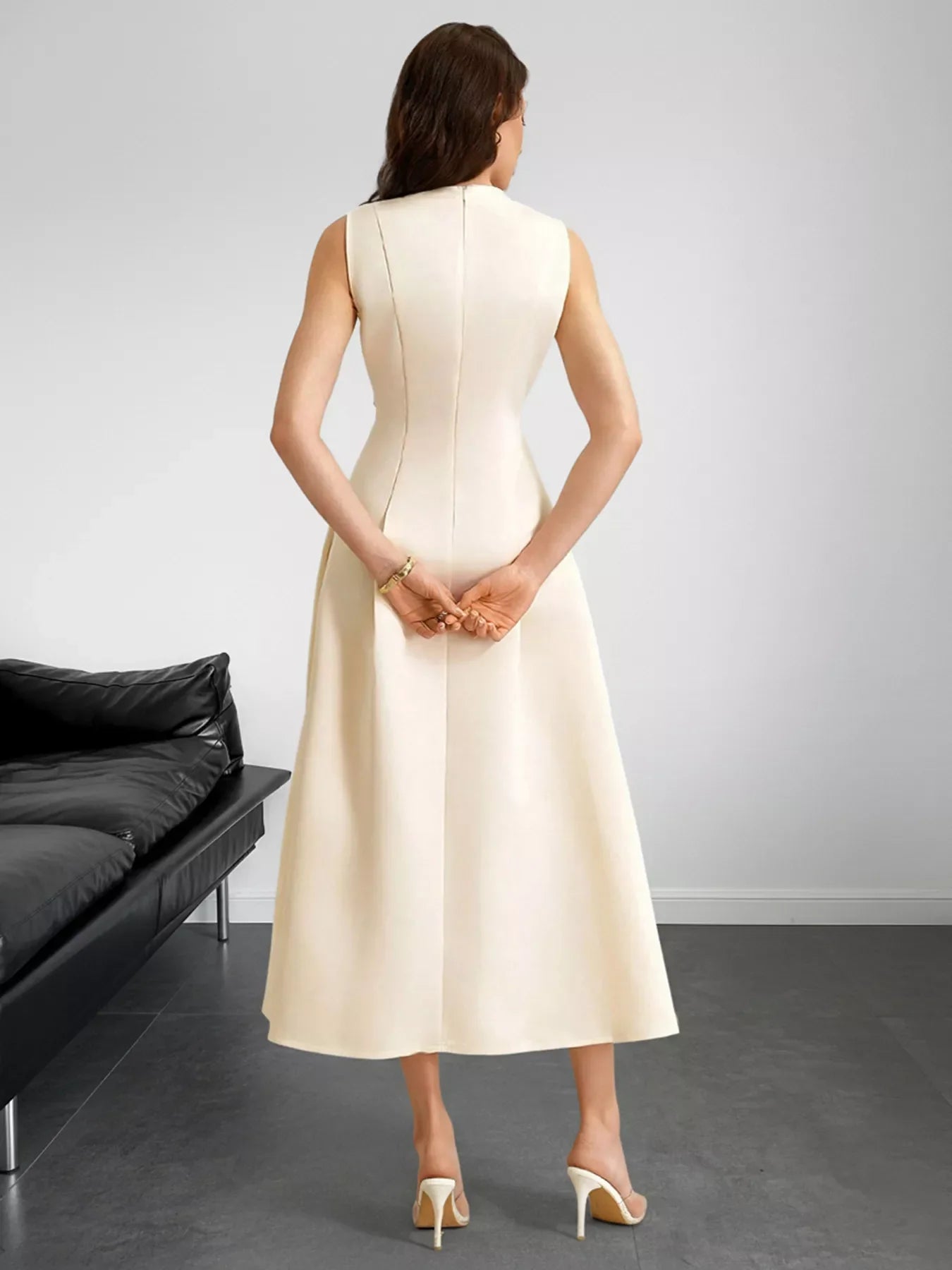 Sleeveless A-Line Midi Dress with Pockets