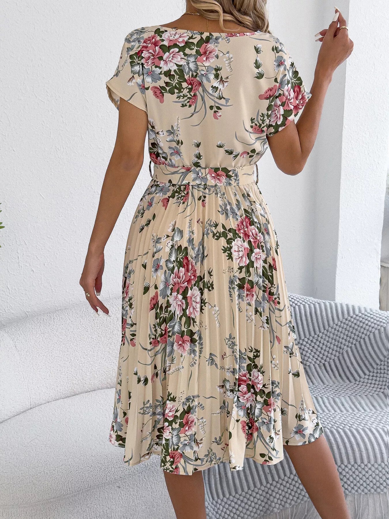 Floral Print Pleated A-Line Midi Dress