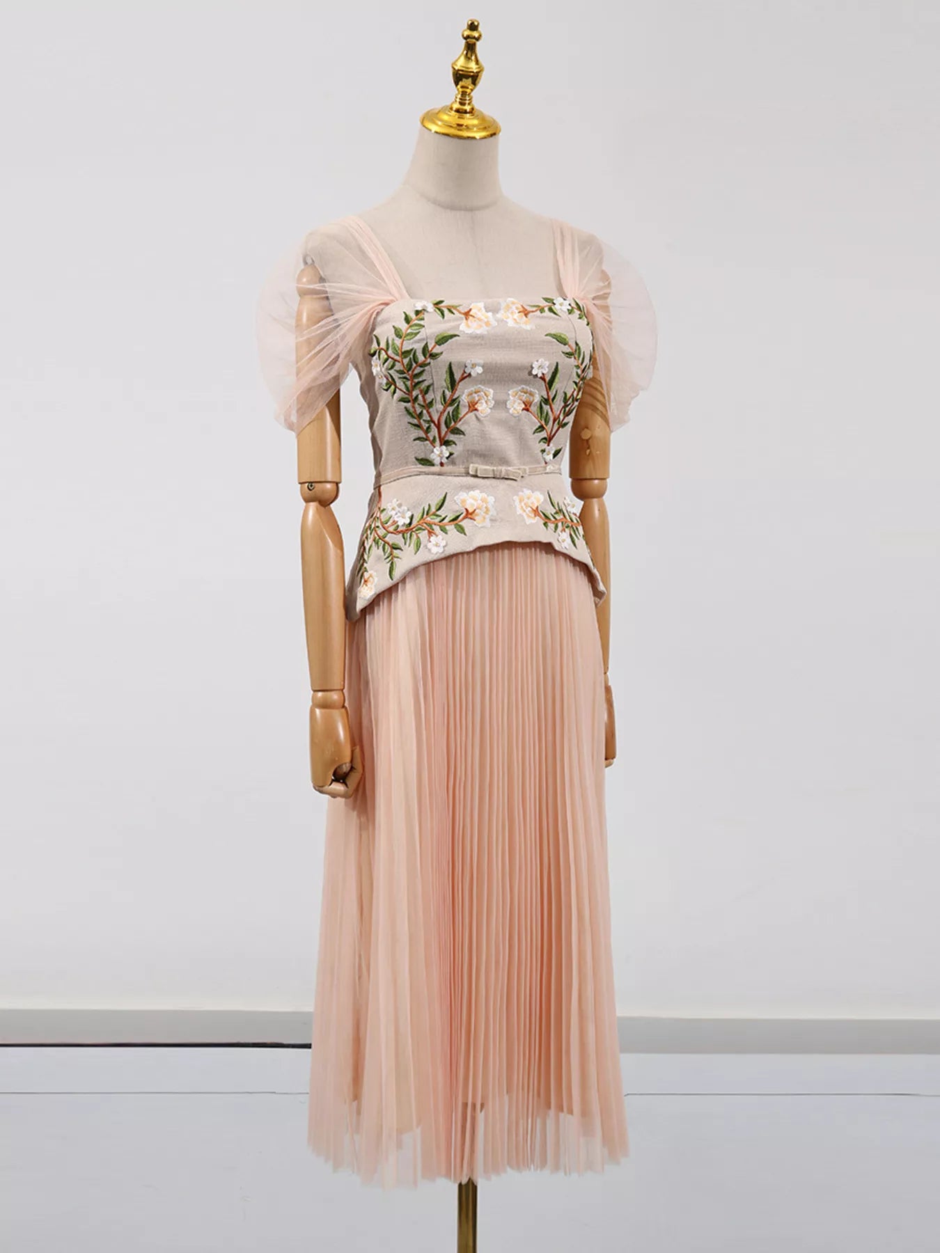 Embroidered Tulle Pleated Midi Dress