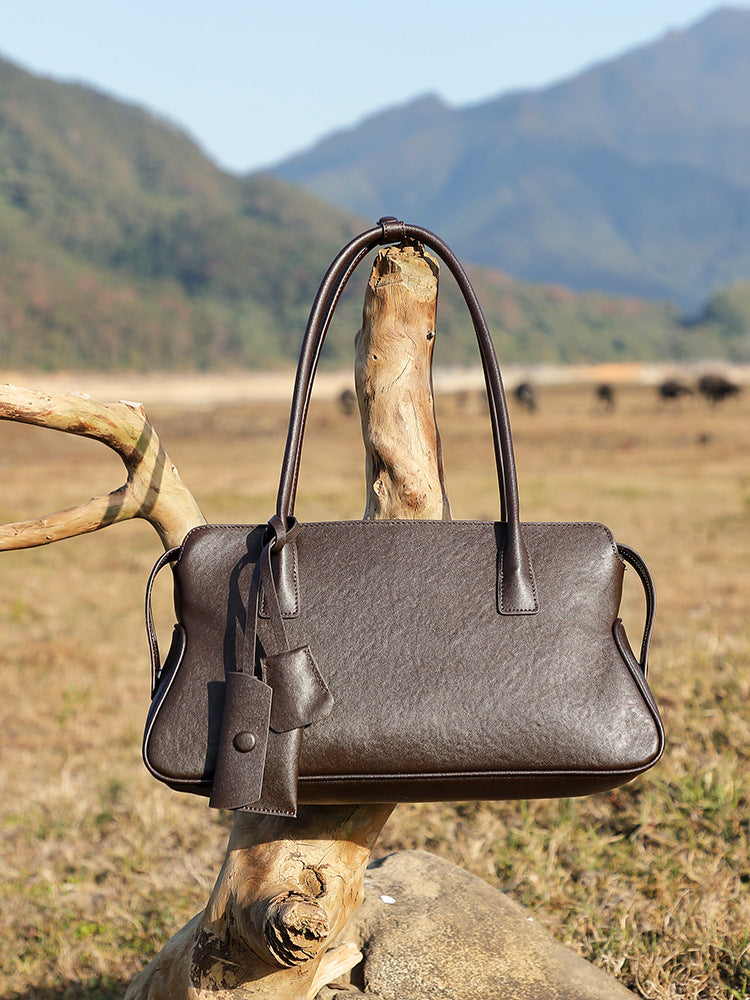 Retro Shoulder Underarm Niche Genuine Leather Bag