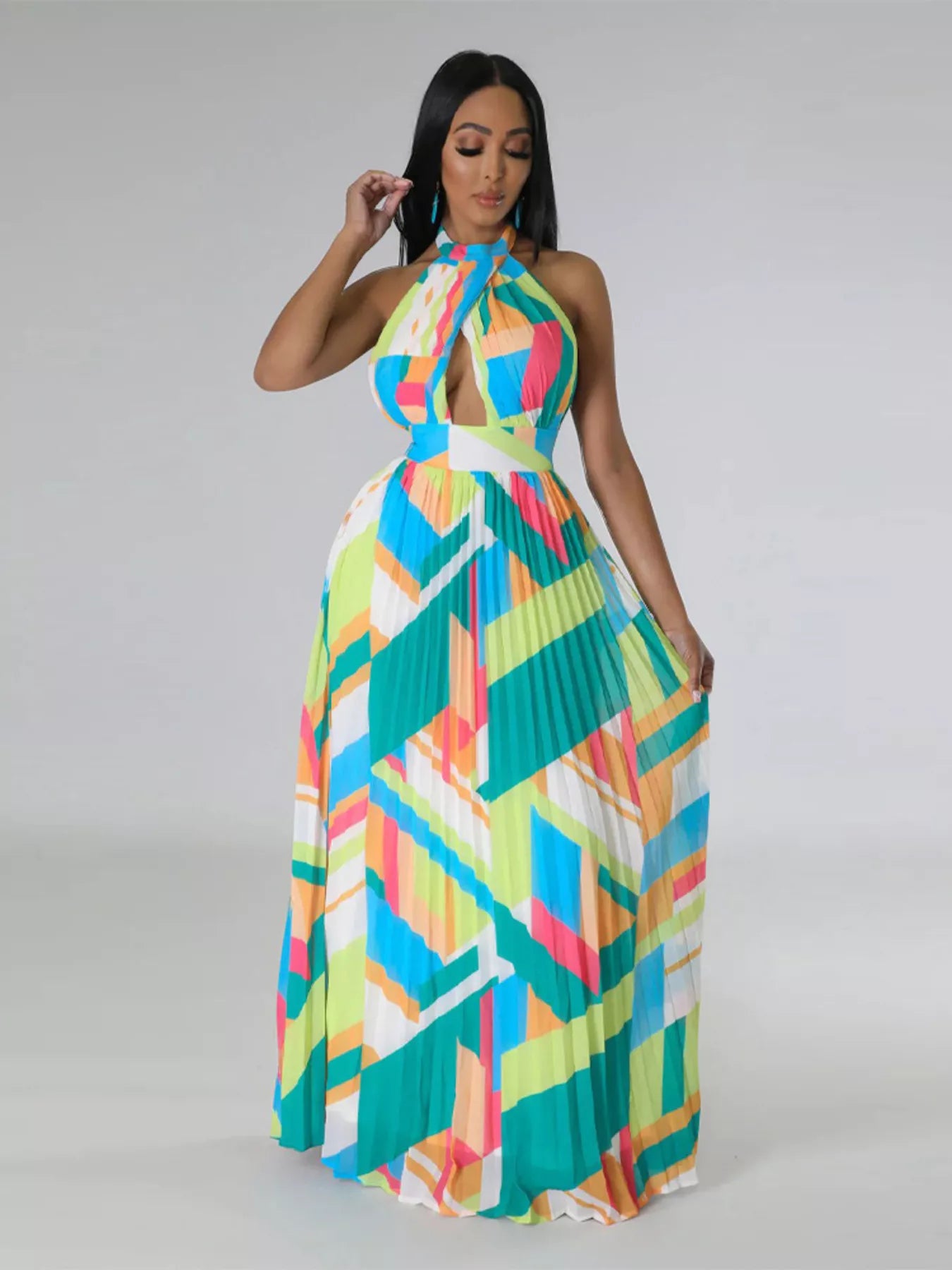 Halter Neck Geometric Print Pleated Maxi Dress