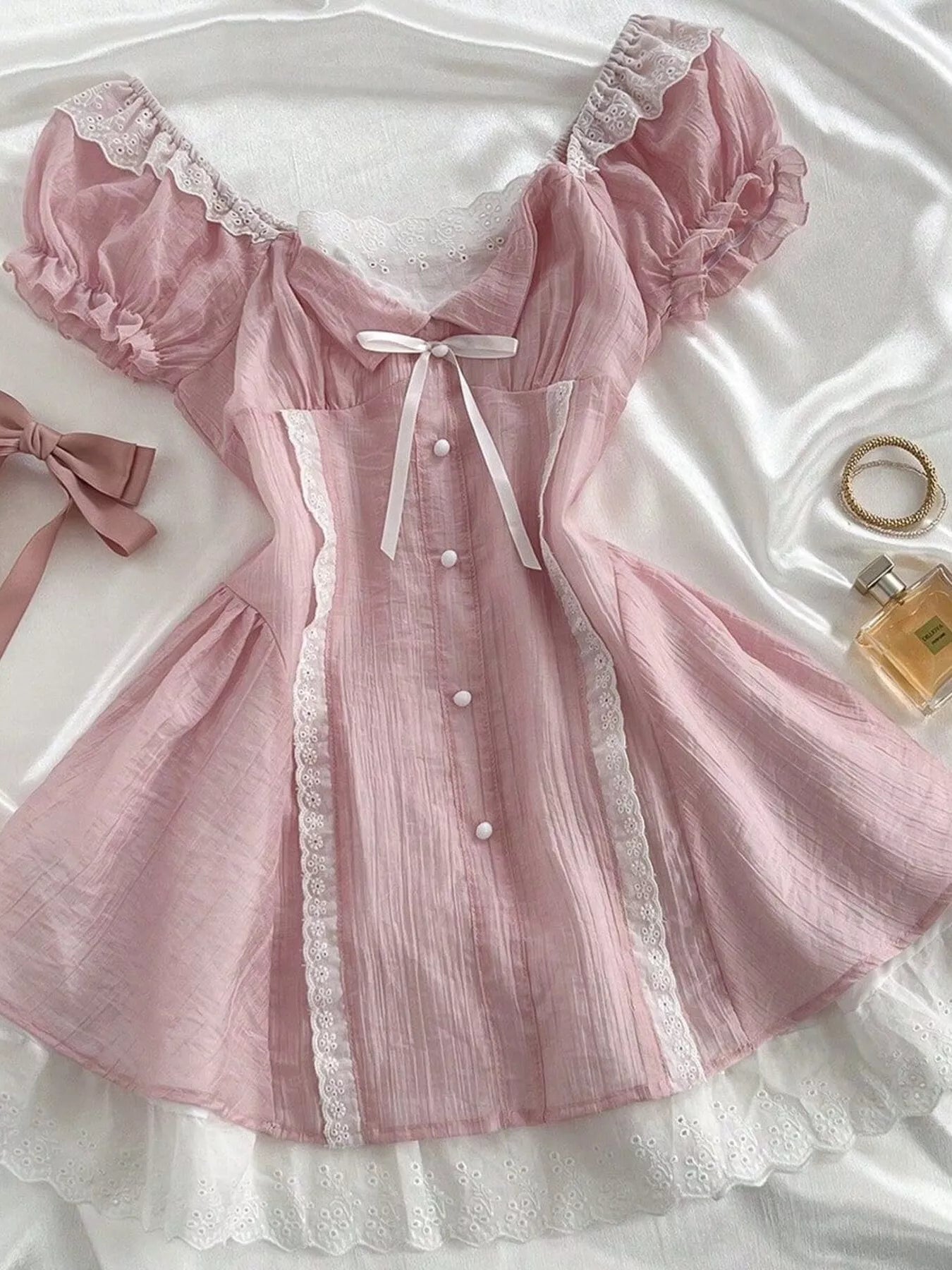 Lace Detail Cap Sleeve Dress
