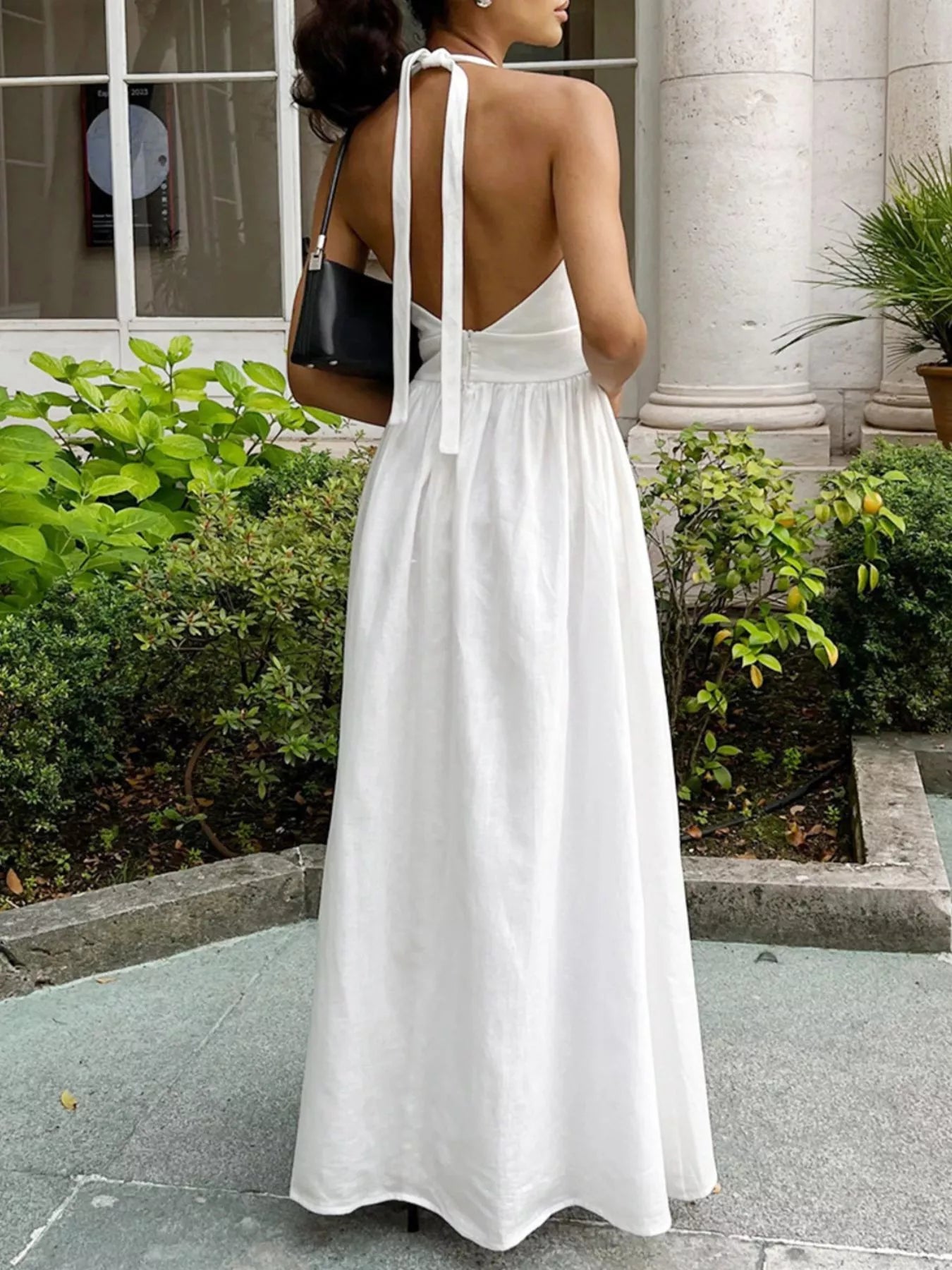 Halter Neck Flowy Maxi Dress