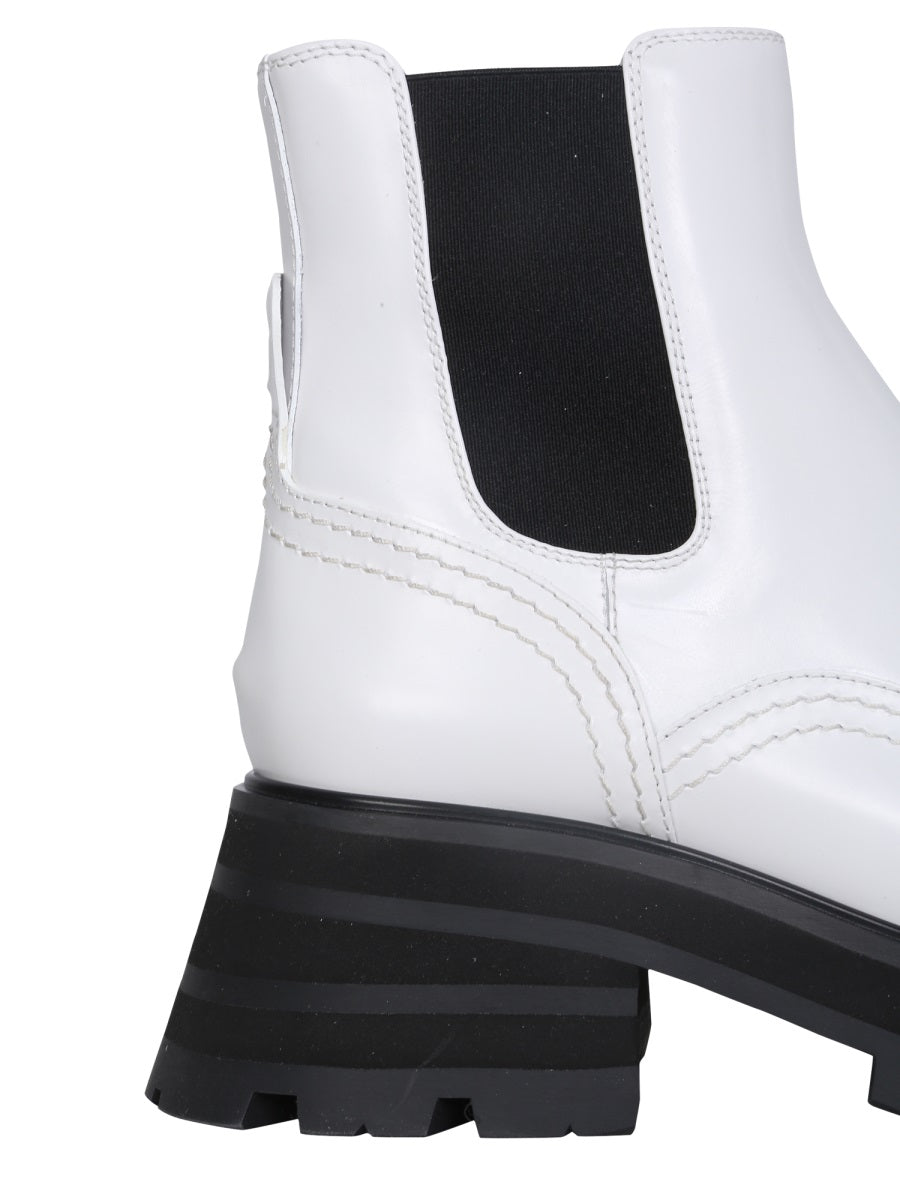 Alexander Mcqueen Women Wander Chelsea Boots