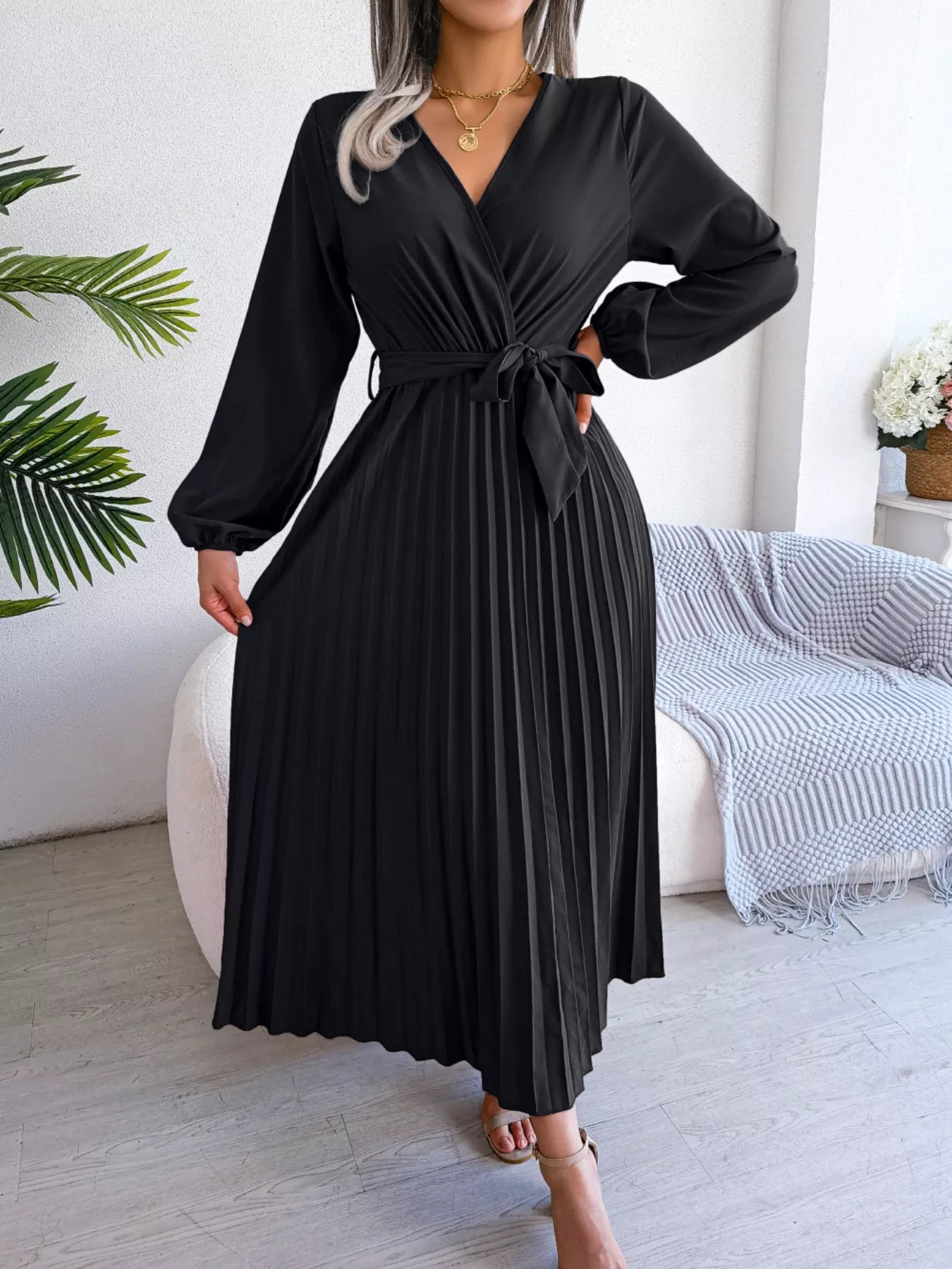 Elegant Pleated Front Tie Long Sleeve Dress