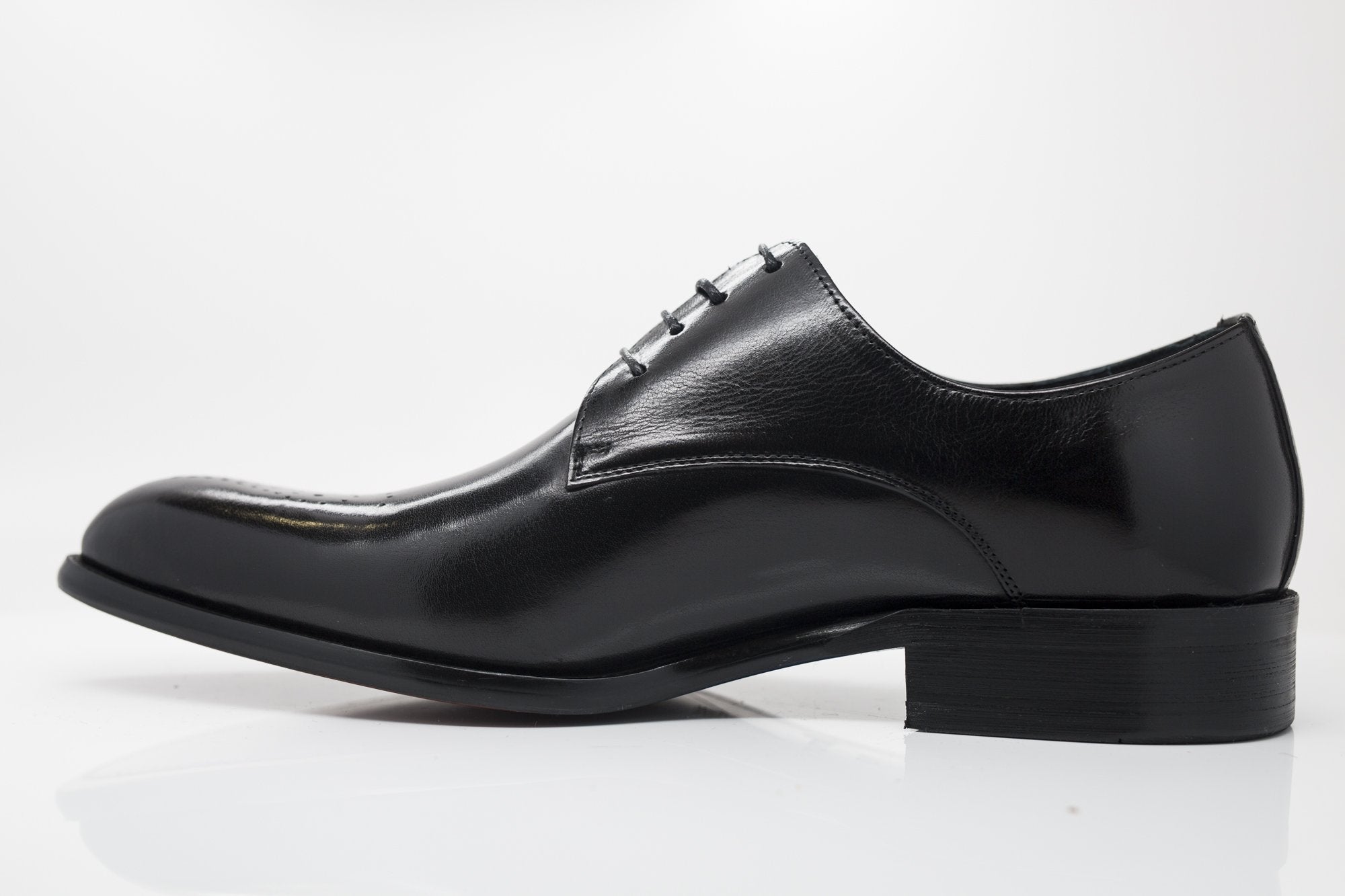 Ugo Vasare Burnished Calfskin Oxford - Black