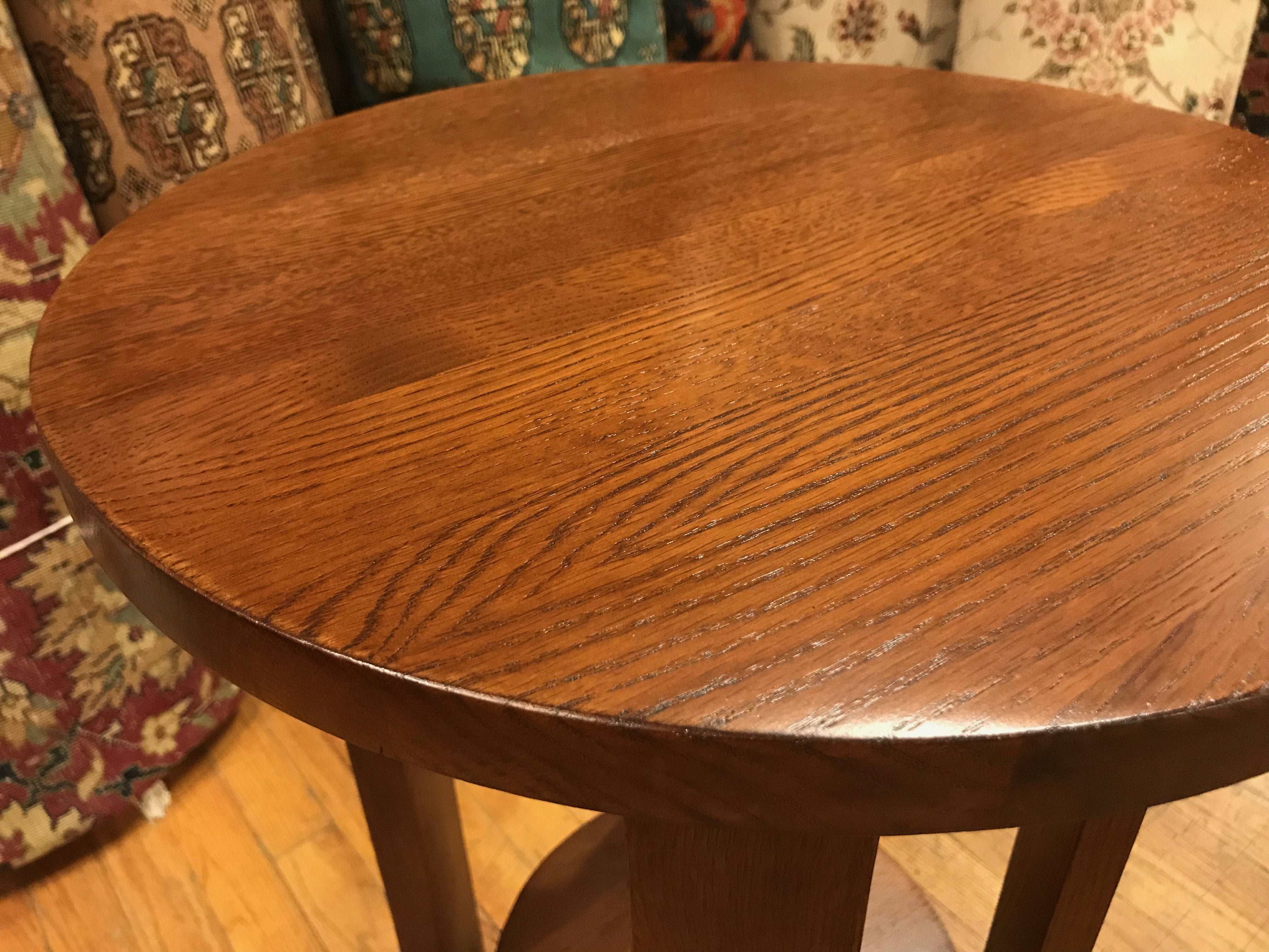 Mission Style Oak Round End Table - Michael's Cherry