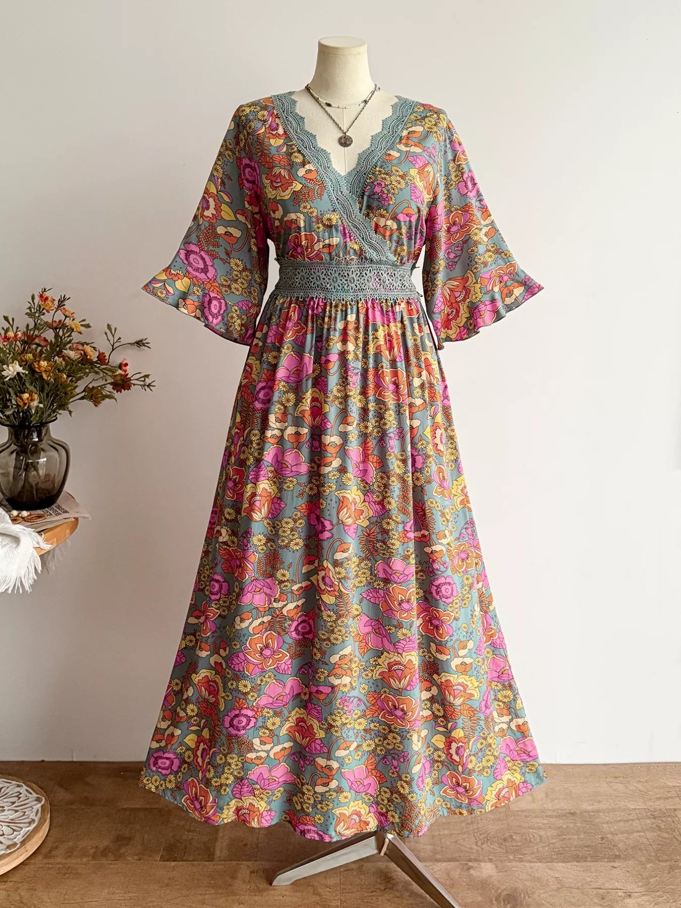 Plus Size Lace Detail Floral Surplice Dress