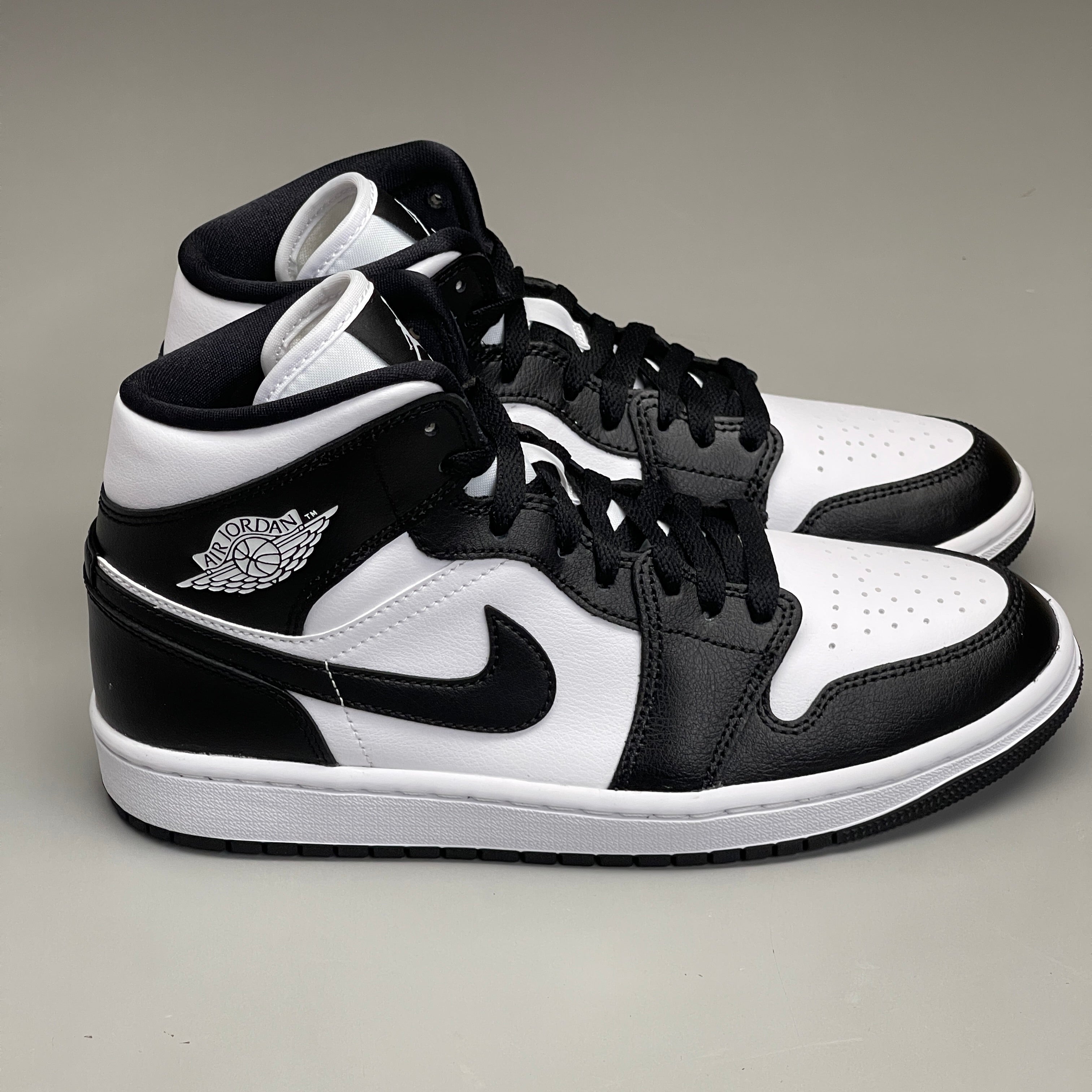 NIKE AIR JORDAN 1 Mid Panda Shoe Women's Sz 9 Black / White DV0991-101 (New)