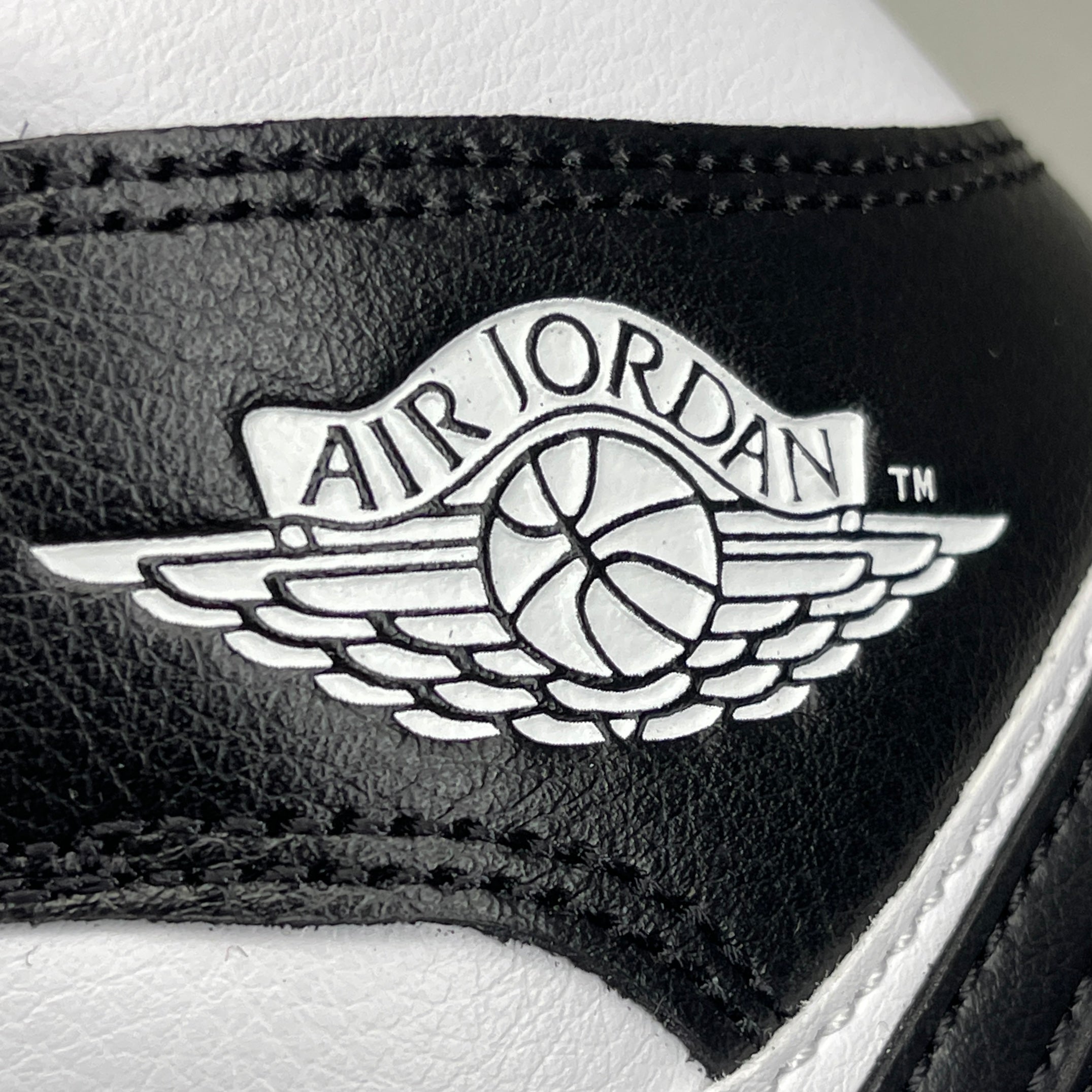 NIKE AIR JORDAN 1 Mid Panda Shoe Women's Sz 9 Black / White DV0991-101 (New)