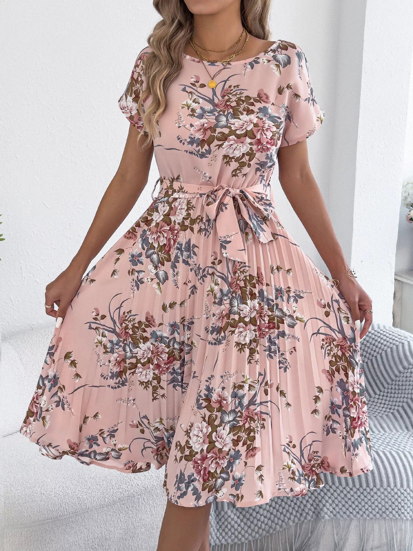 Floral Print Pleated A-Line Midi Dress