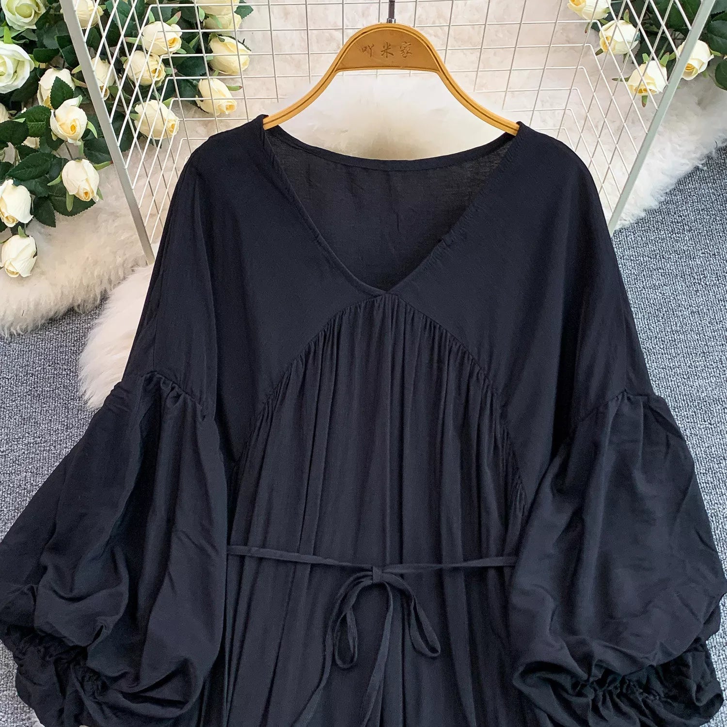 Balloon Sleeve Tie-Waist Dress