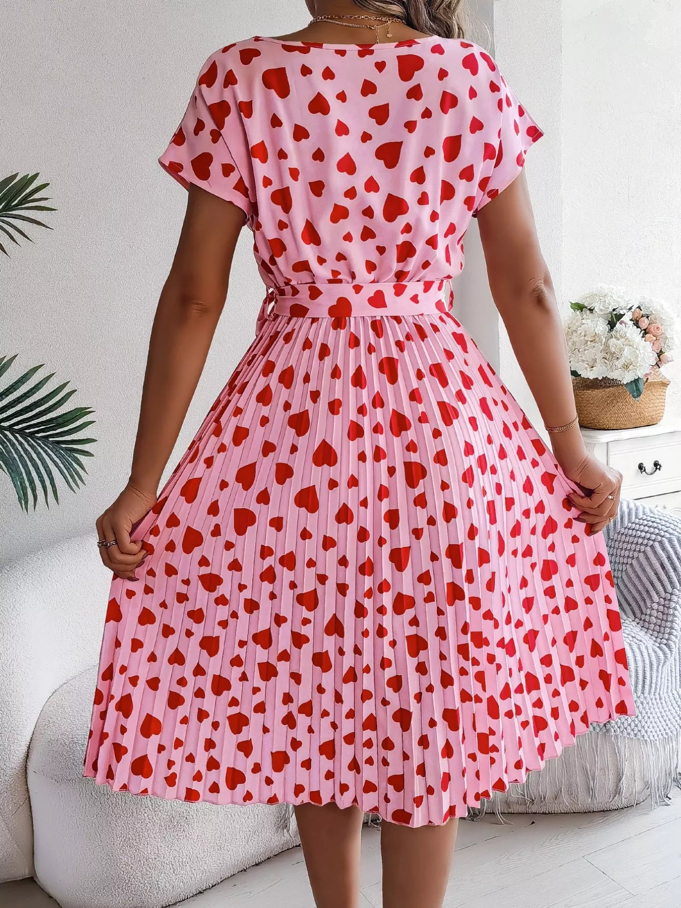 Heart Print Belted Pleated Midi Dress