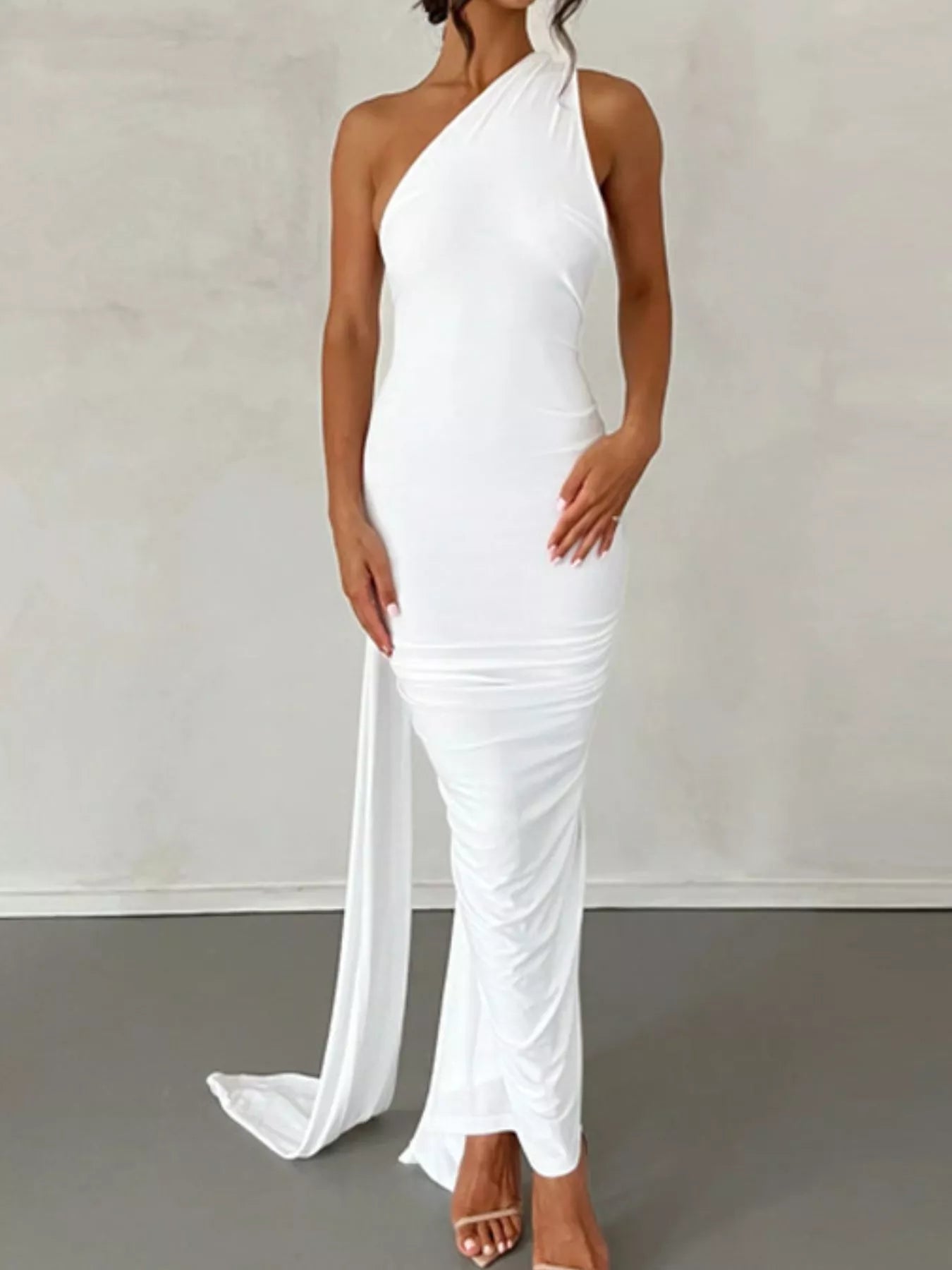 Backless One-Shoulder Ruched Bodycon Maxi Dress