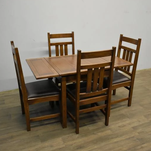 Mission Oak Kitchen Table with 2 Leaves and 4 Oak Dining Chairs