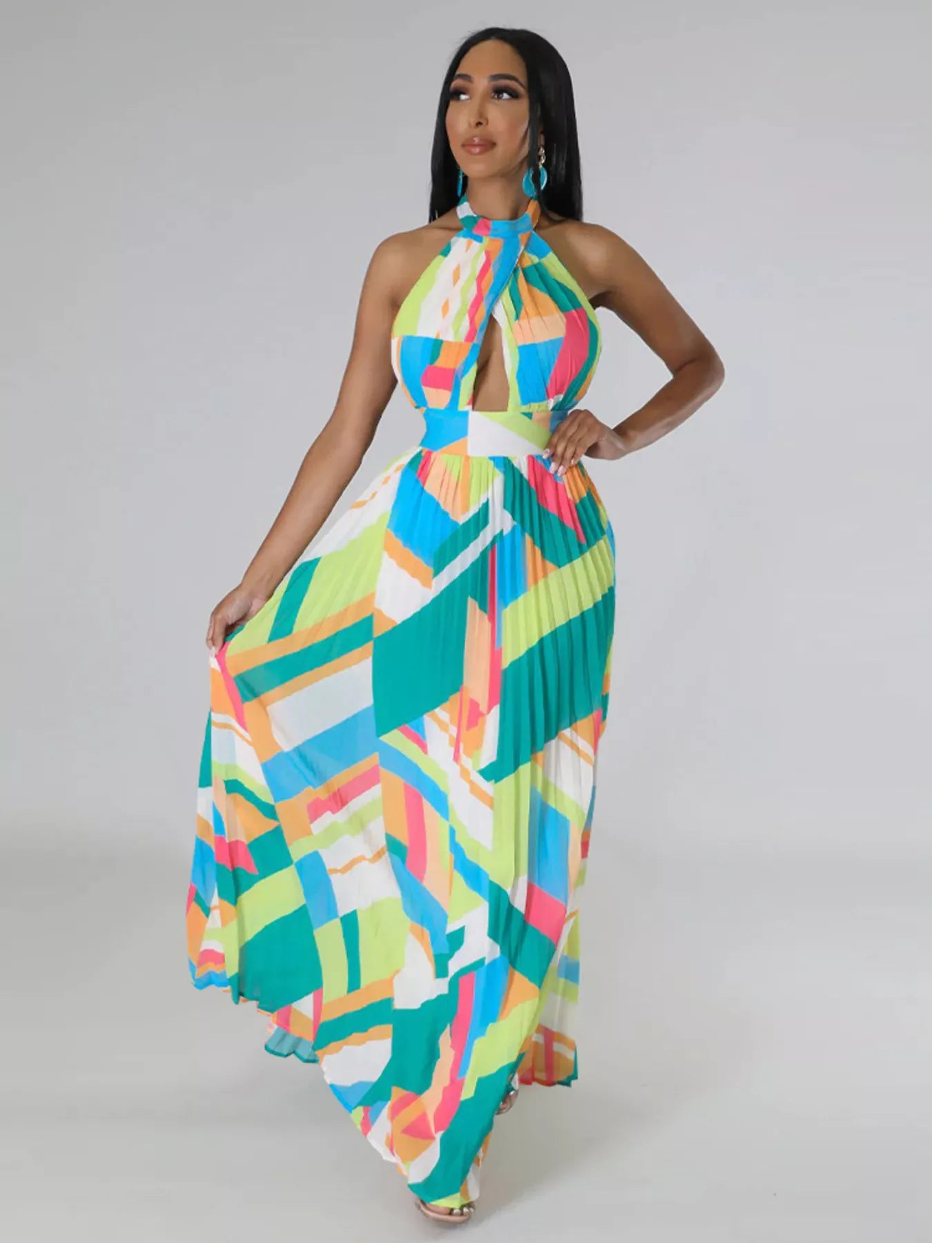 Halter Neck Geometric Print Pleated Maxi Dress