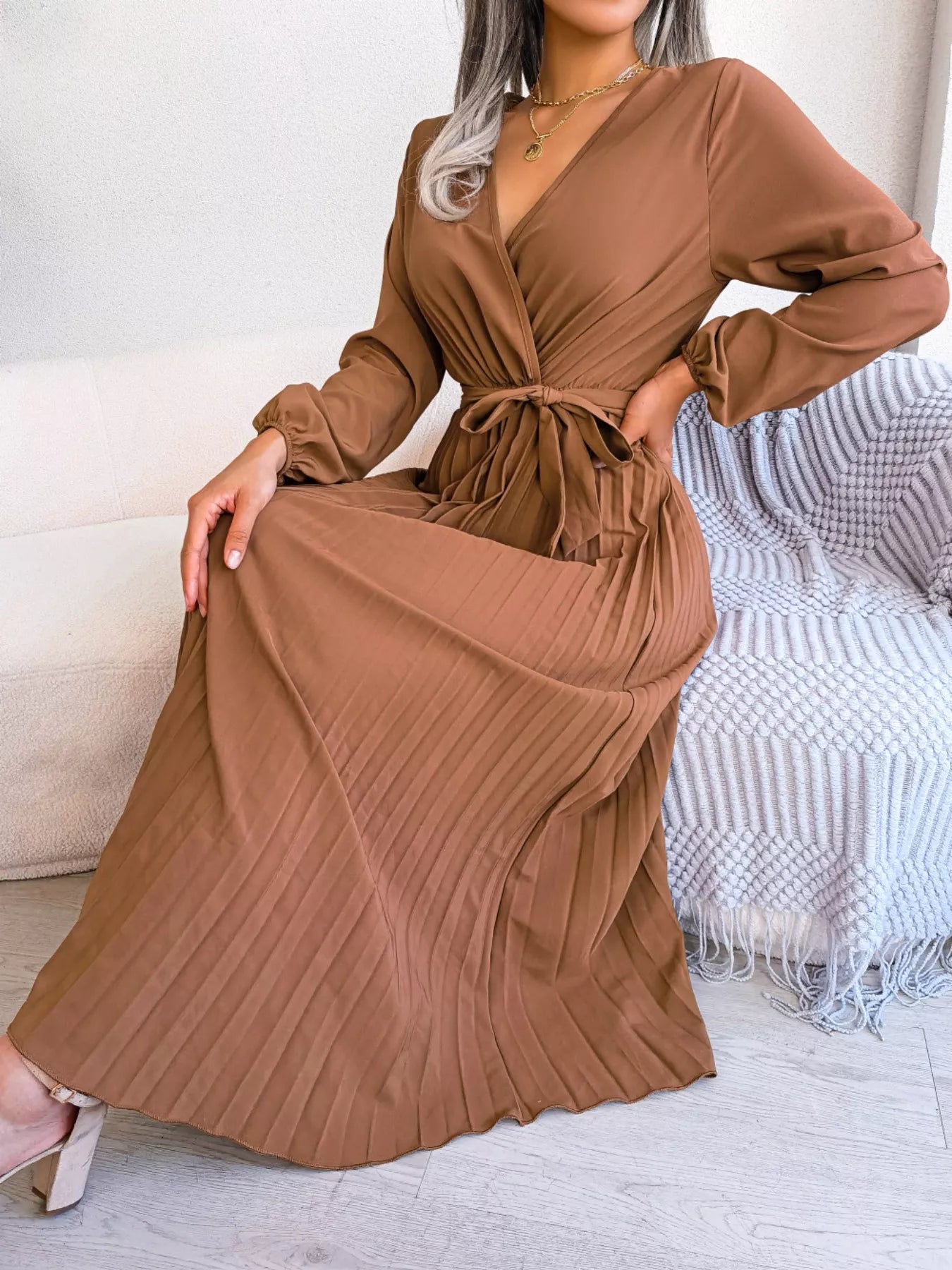 Elegant Pleated Front Tie Long Sleeve Dress