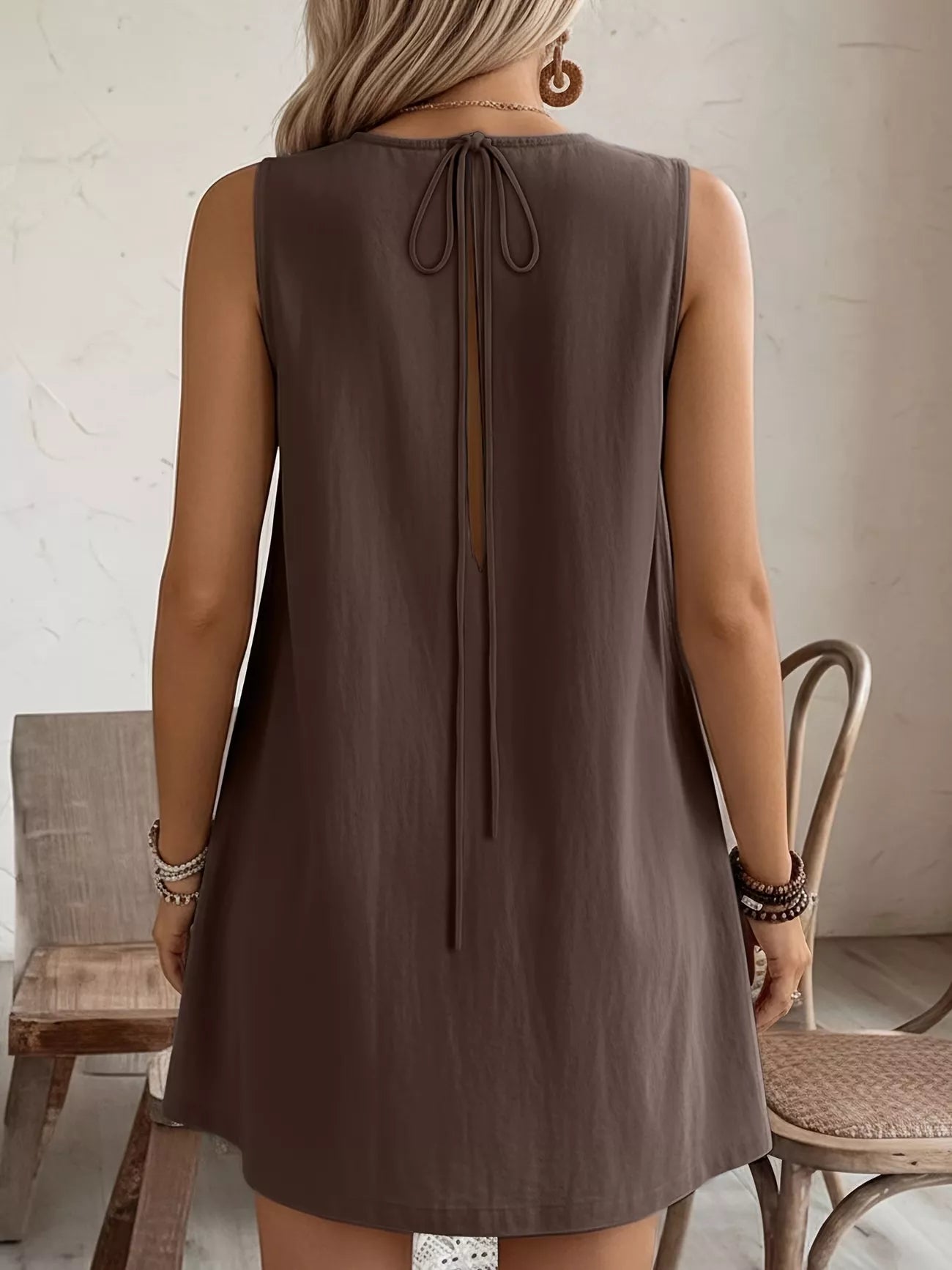 Frill Sleeveless Round Neck Dress