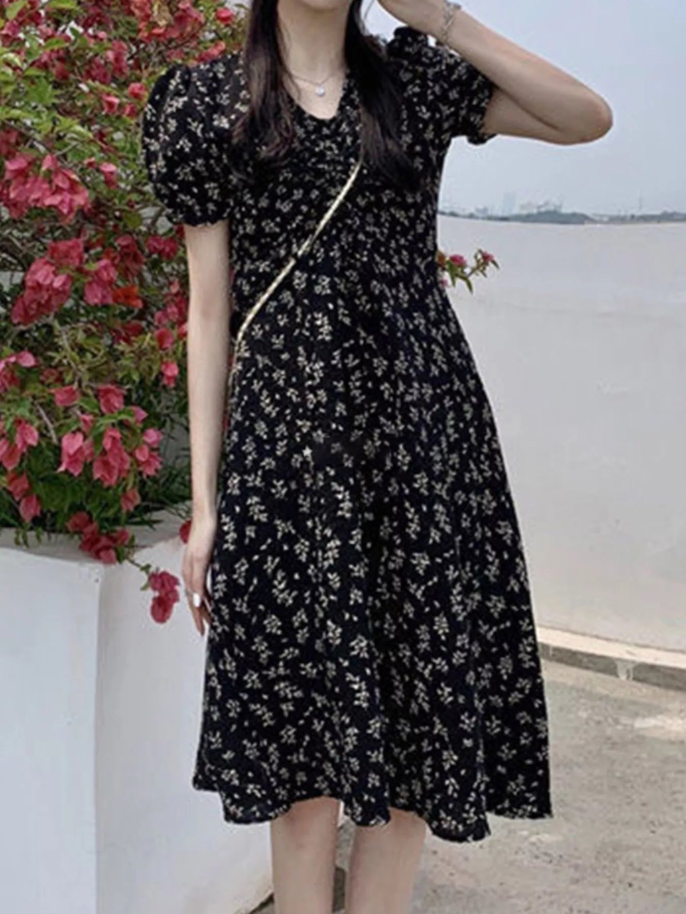 Floral Print Puff Sleeve Midi Dress