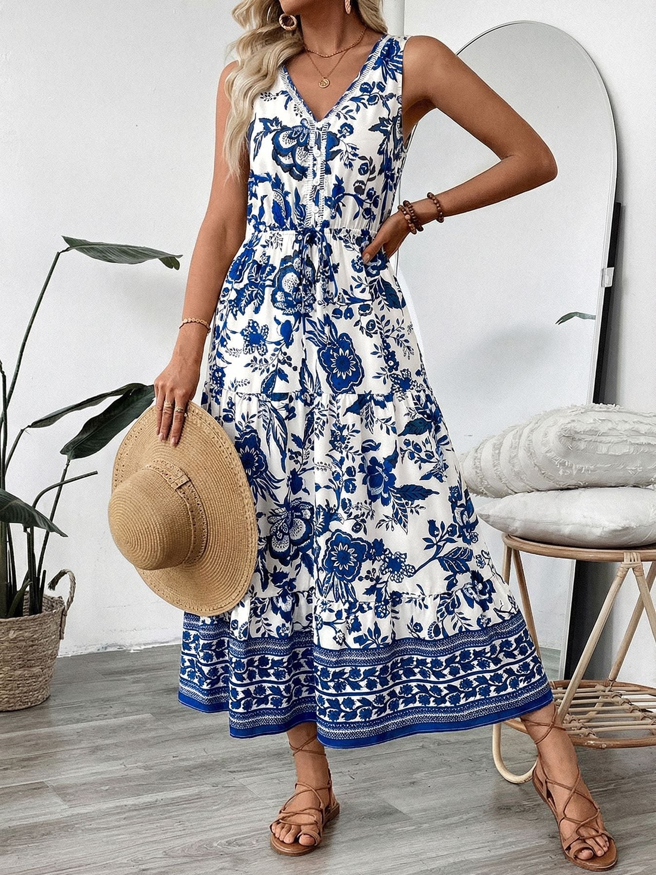 Floral Print Sleeveless V-neck Midi Dress