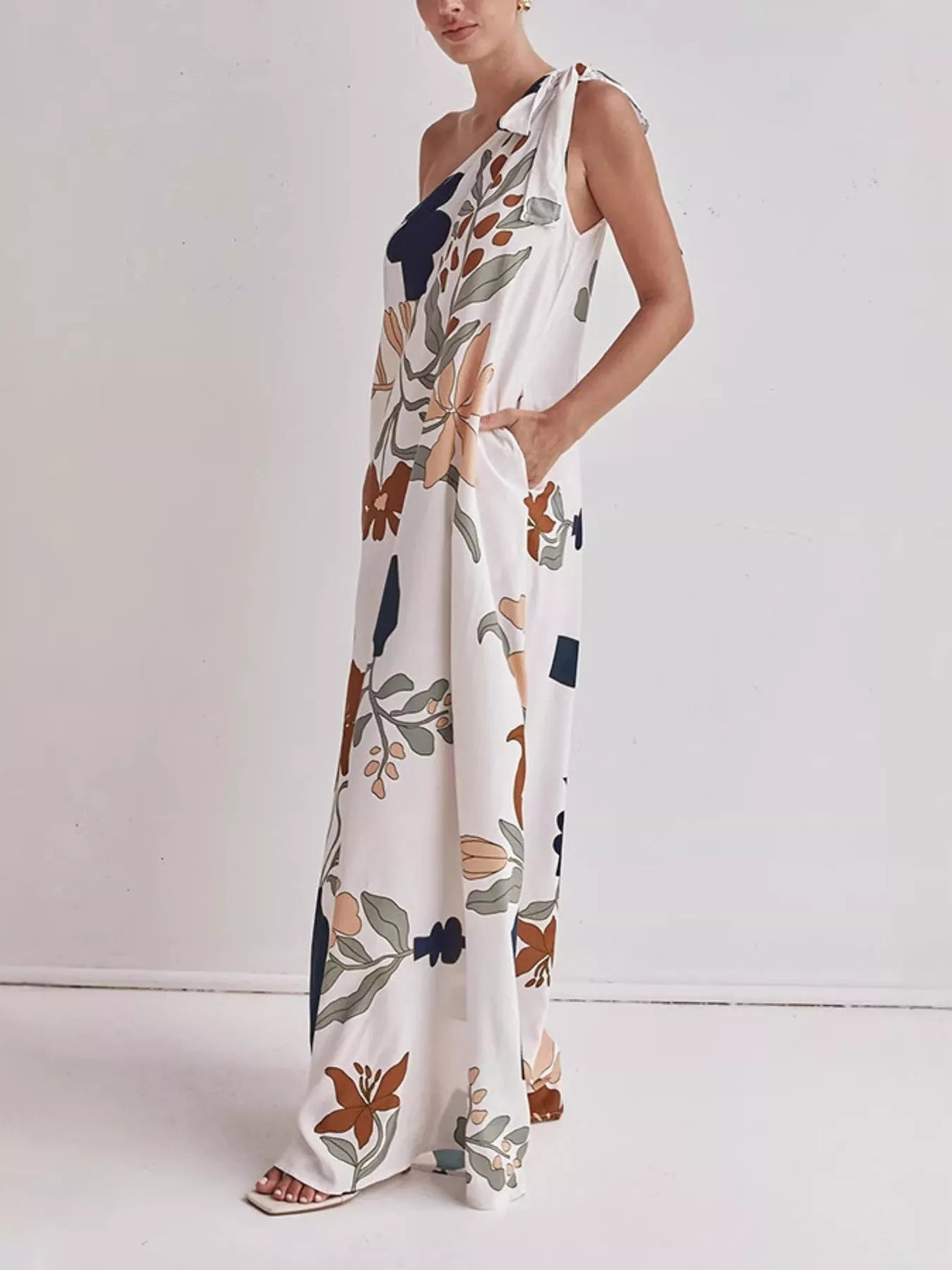 Bohemian Floral Print One-Shoulder Maxi Dress