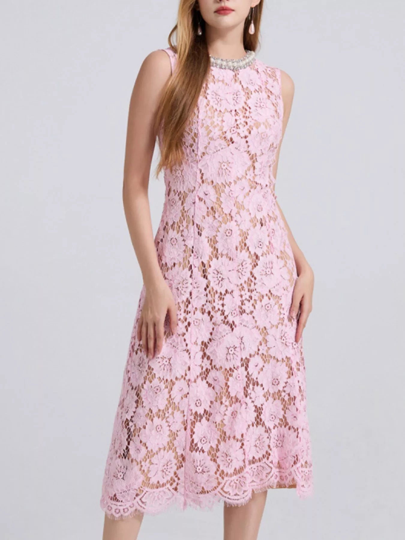 Pearl Neckline Sleeveless Lace Dress