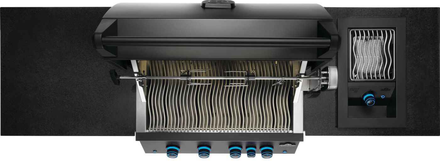 Patio Elegance OASIS™ 300 — Built-In 700 Series 32" Gas Grill Outdoor Kitchen