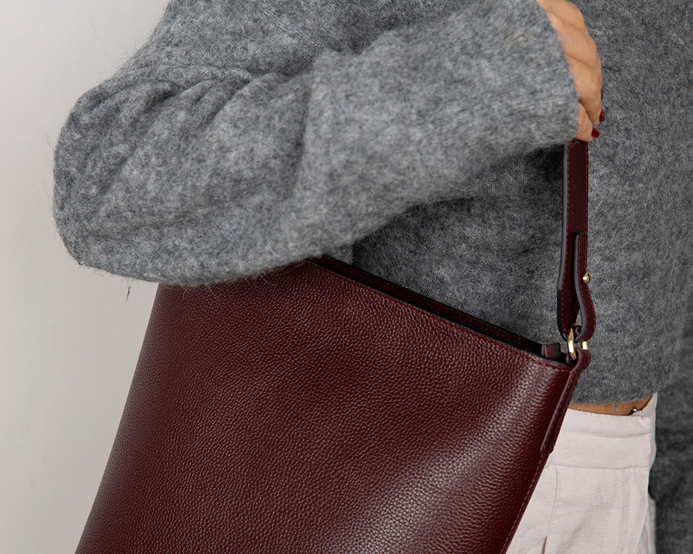 Elena Women’s Leather Tote Bag – Genuine Leather Shoulder Bag for Everyday Function | Minimal & Handcrafted