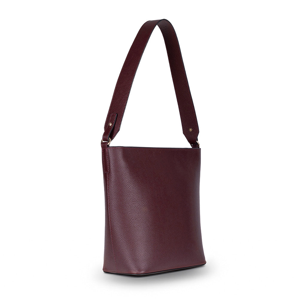 Elena Women’s Leather Tote Bag – Genuine Leather Shoulder Bag for Everyday Function | Minimal & Handcrafted