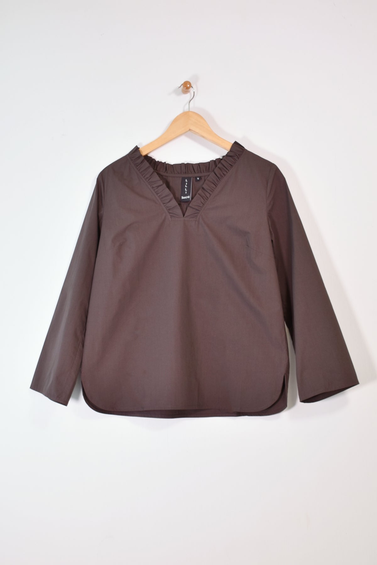 3/4 Sleeve Ruffle V Tunic