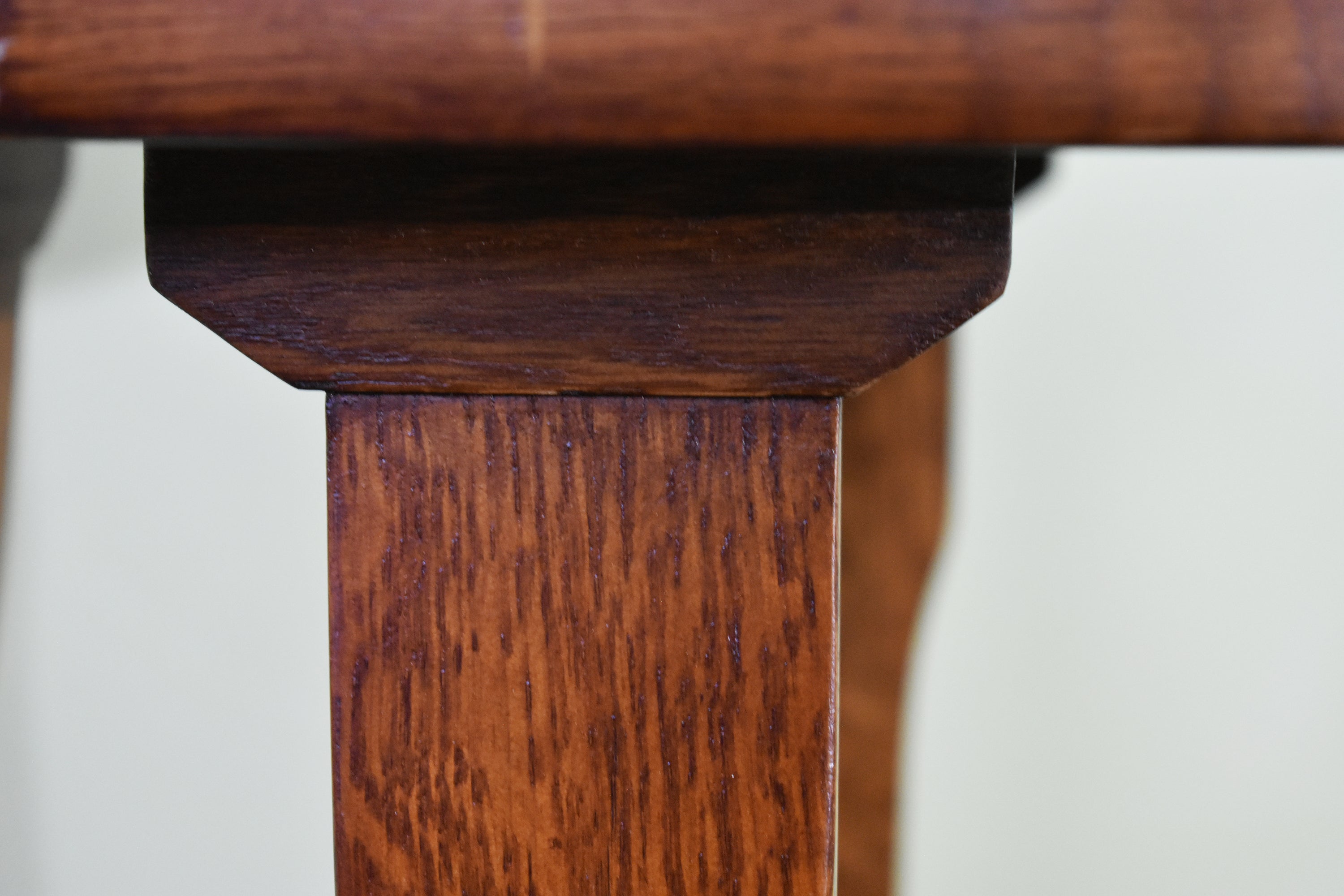 Arts and Crafts / Mission Style Oak Round End Table