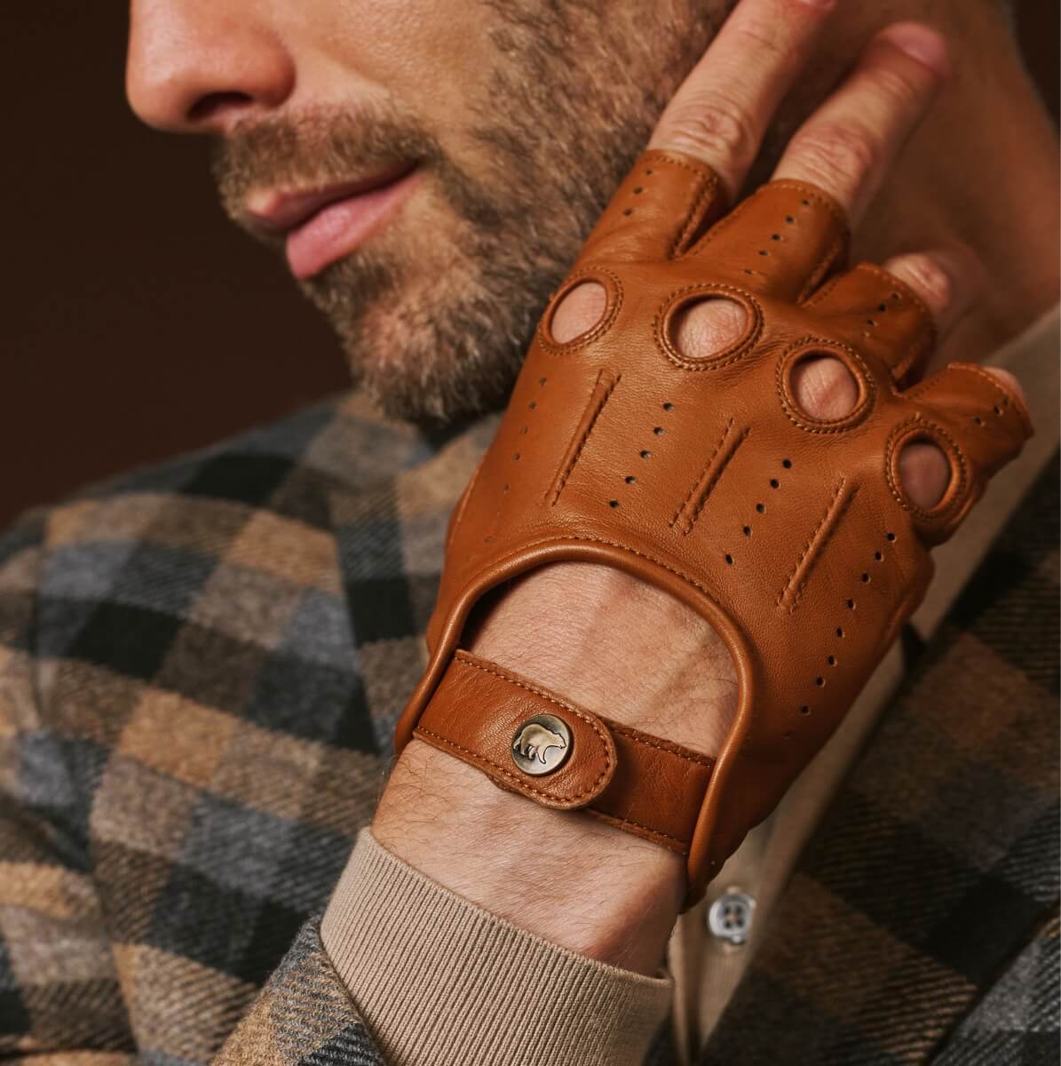 Giuseppe (cognac) - Italian lambskin fingerless leather driving gloves