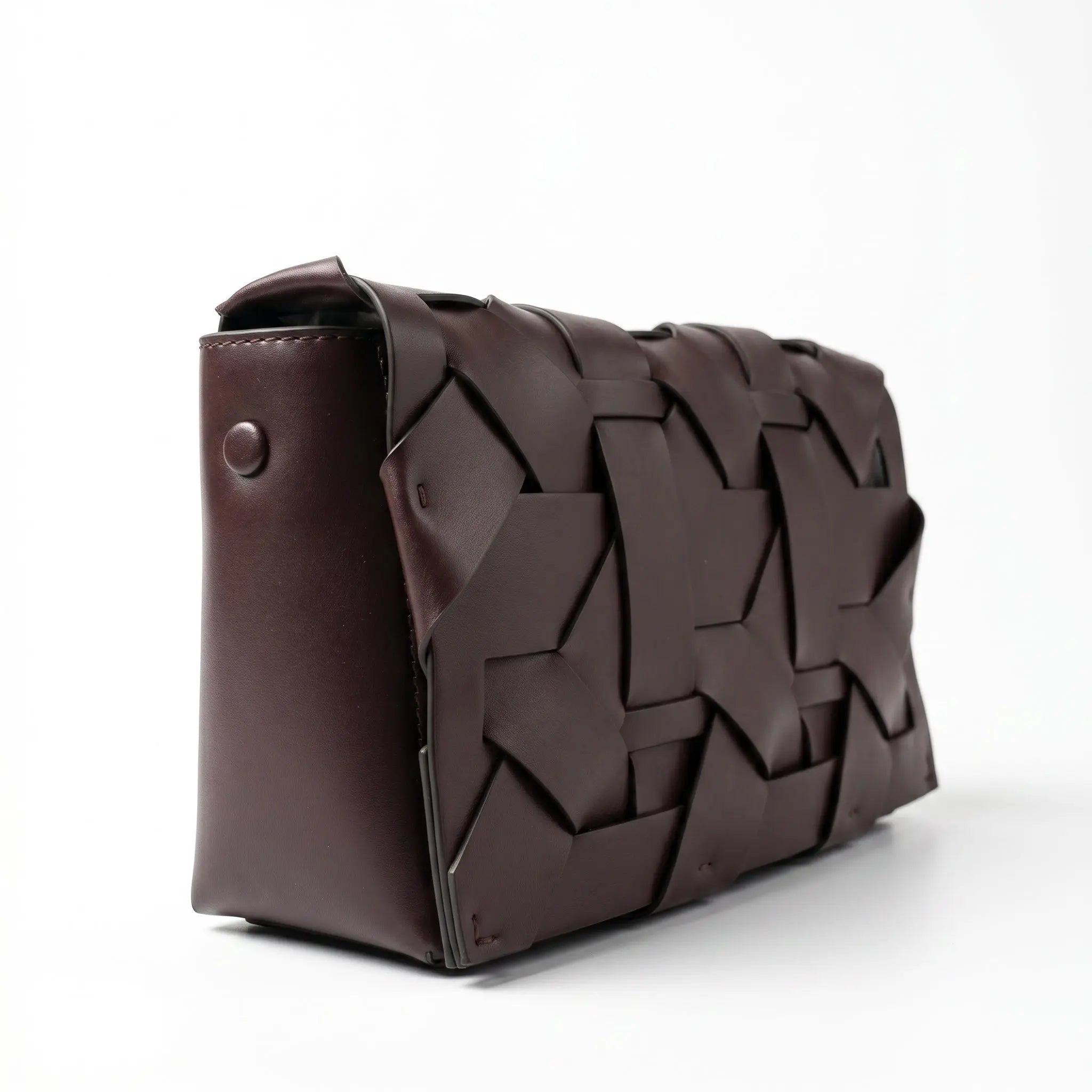 THE ZENOBIA WOVEN CLUTCH