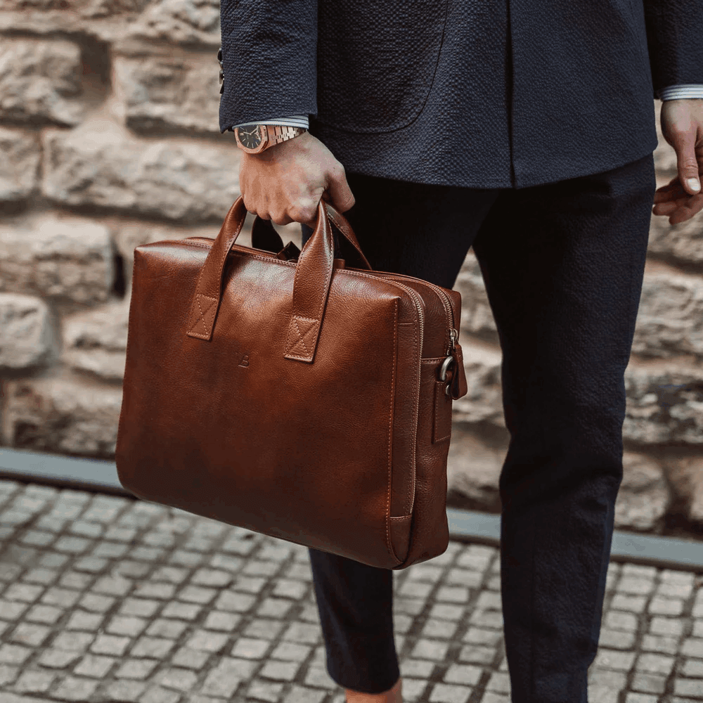 Von Baer Essential Modern Briefcase — Italian Leather