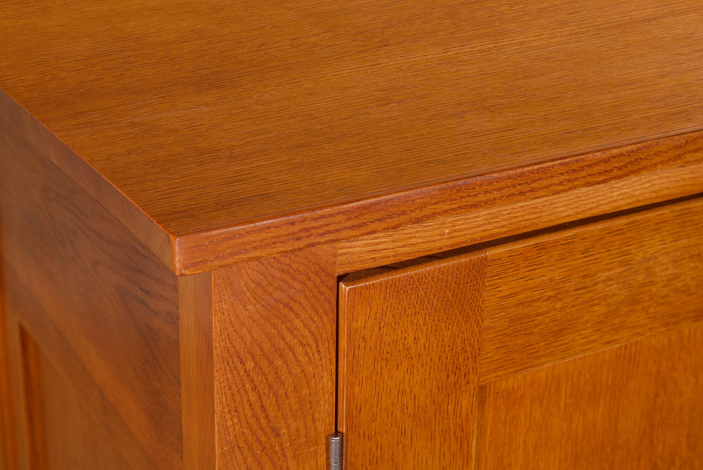 Mission 7 Drawer Sideboard with 2 Doors - Michael's Cherry (MC-A) - 82"