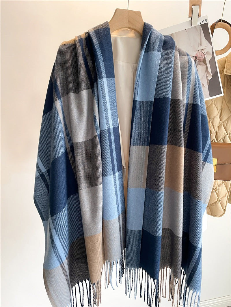Checkered Cashmere Scarf – Timeless Elegance for Every Season