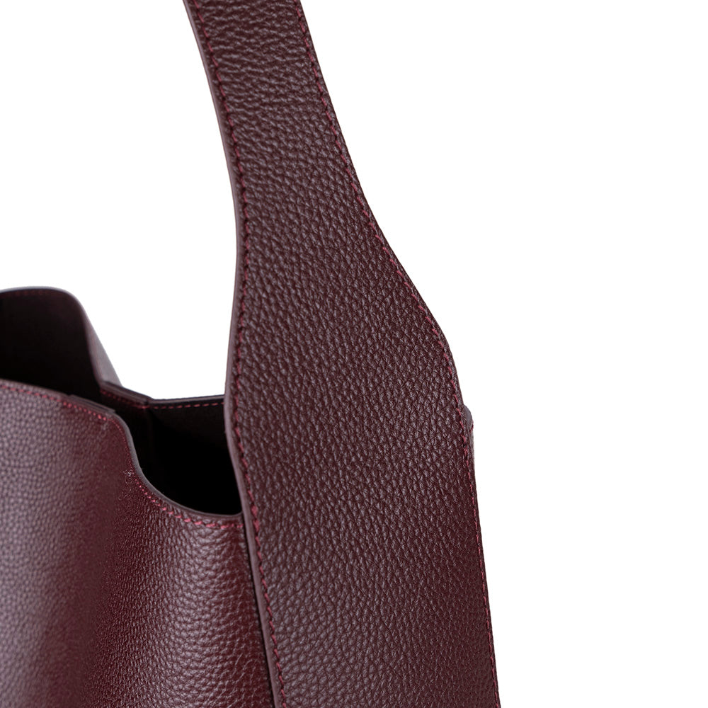Stella Leather Women’s Tote Bag – Genuine Leather Shoulder Bag for Everyday Elegance | Minimal & Handcrafted