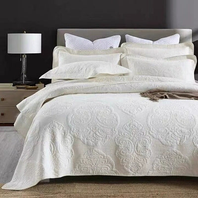Export High-Grade Plain Embroidered Two Sides Palm Leaf Bedspread