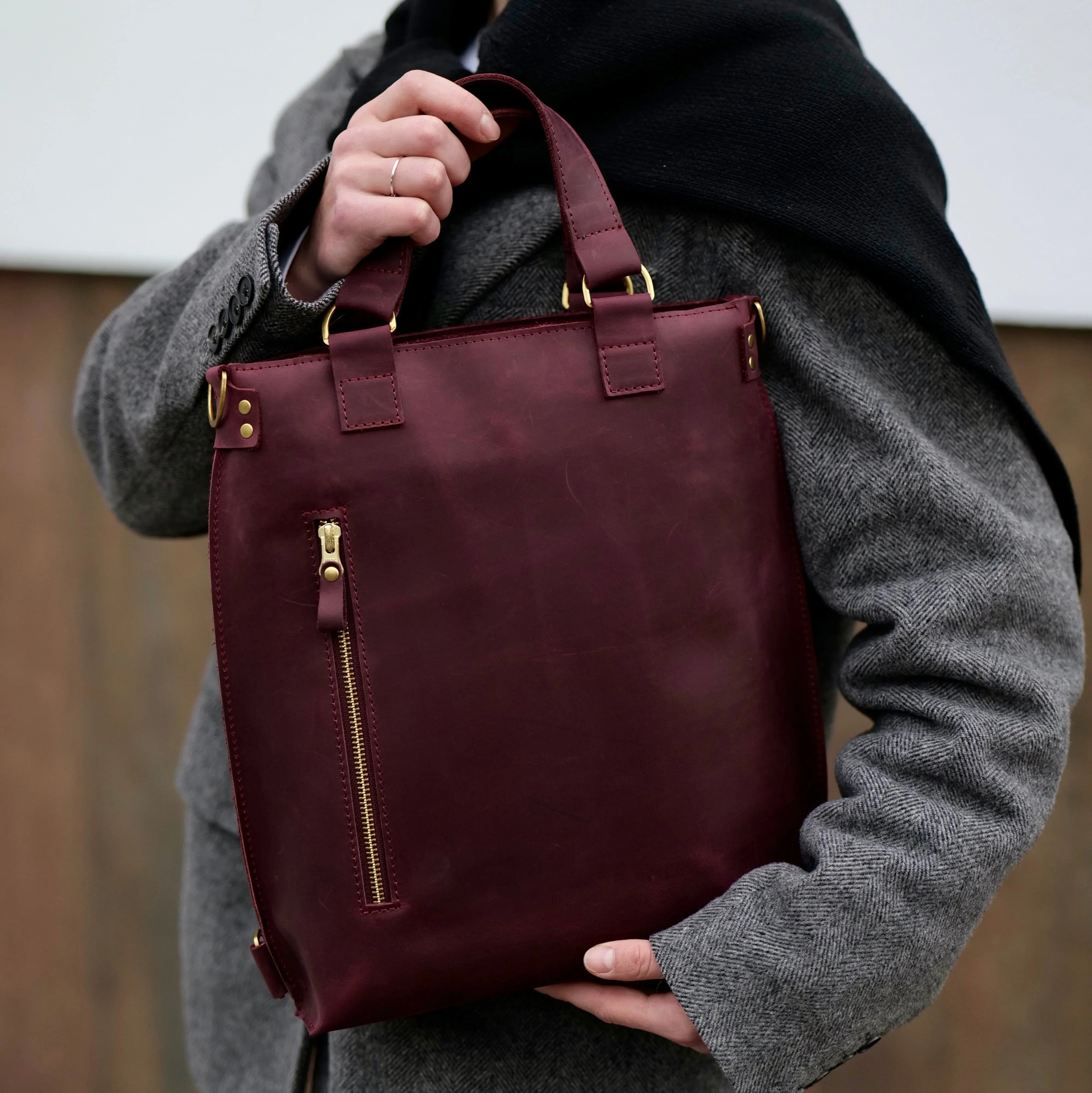 Optimus convertible bag