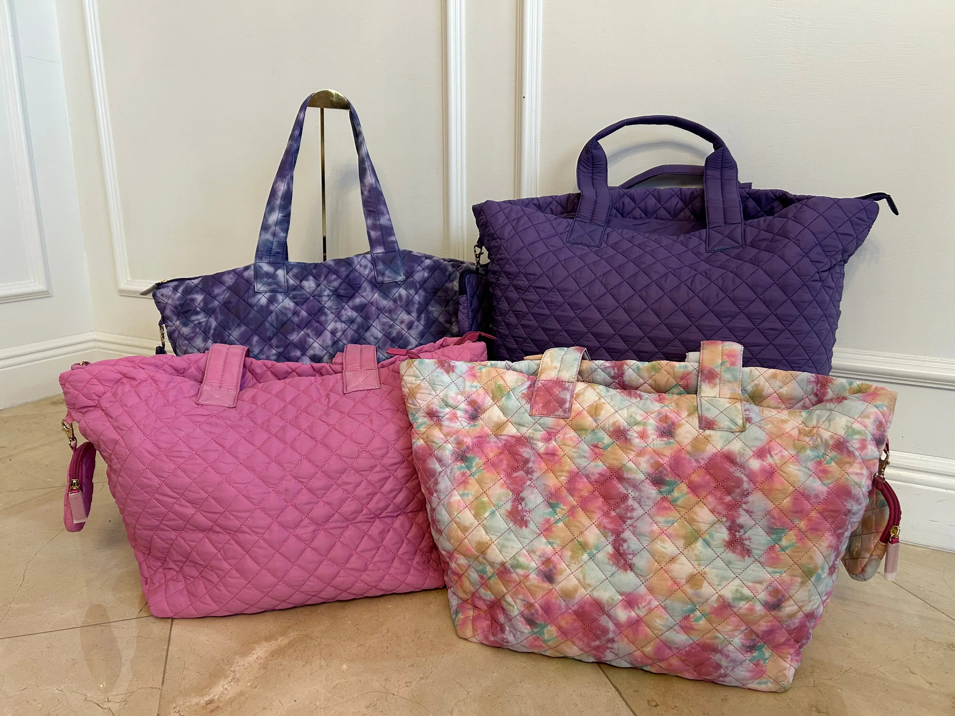 Large Quilted Nylon Zip-Top Tote Bag – Lightweight Travel & Beach Carryall
