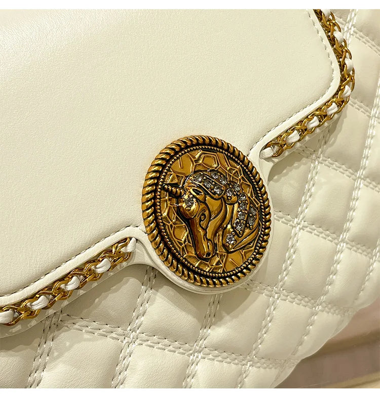 Luxury Genuine Leather Chain Shoulder Bag for Women | New Designer Large Capacity Underarm Handbag (Diamond Lattice)