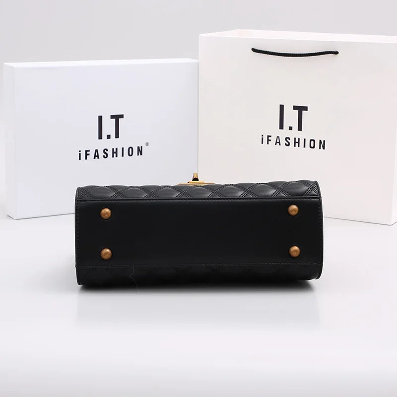 Women's Handbag New Autumn & Winter | High-End Light Luxury Diamond Grid Small Square Bag (Shoulder & Crossbody)
