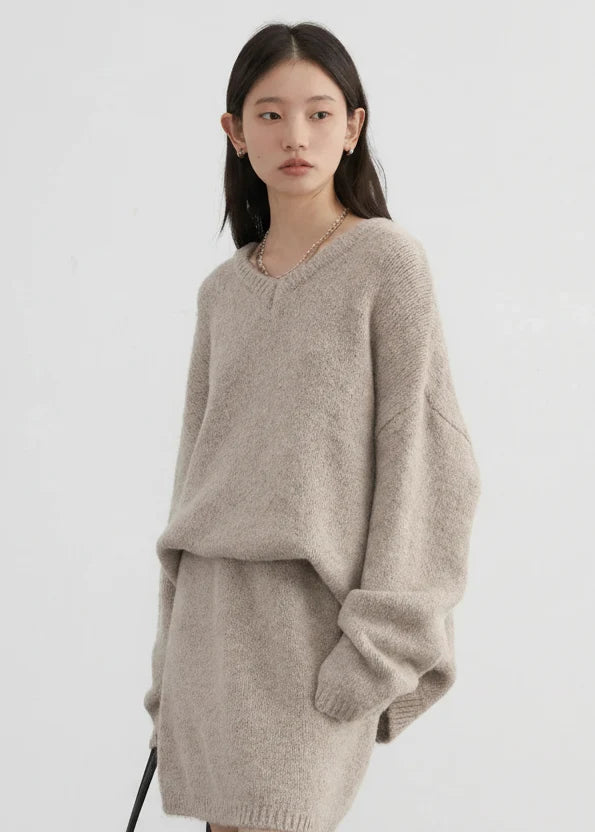 V-Neck Sweater & Mini Skirt Set 2-Piece Knit Outfit
