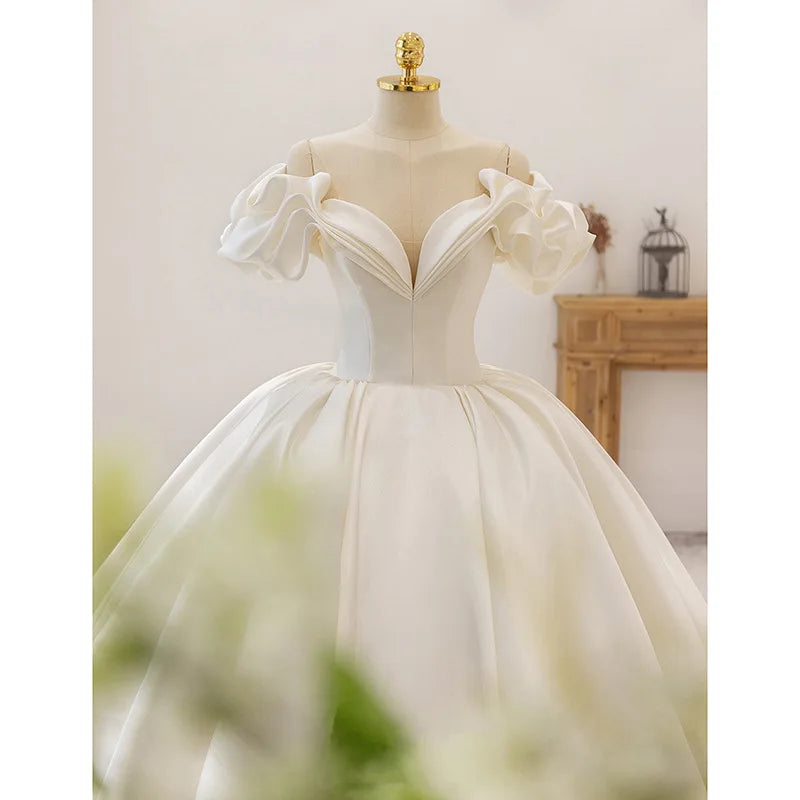 Luxury Satin V-Neck Short Sleeve Wedding Dress EDW459