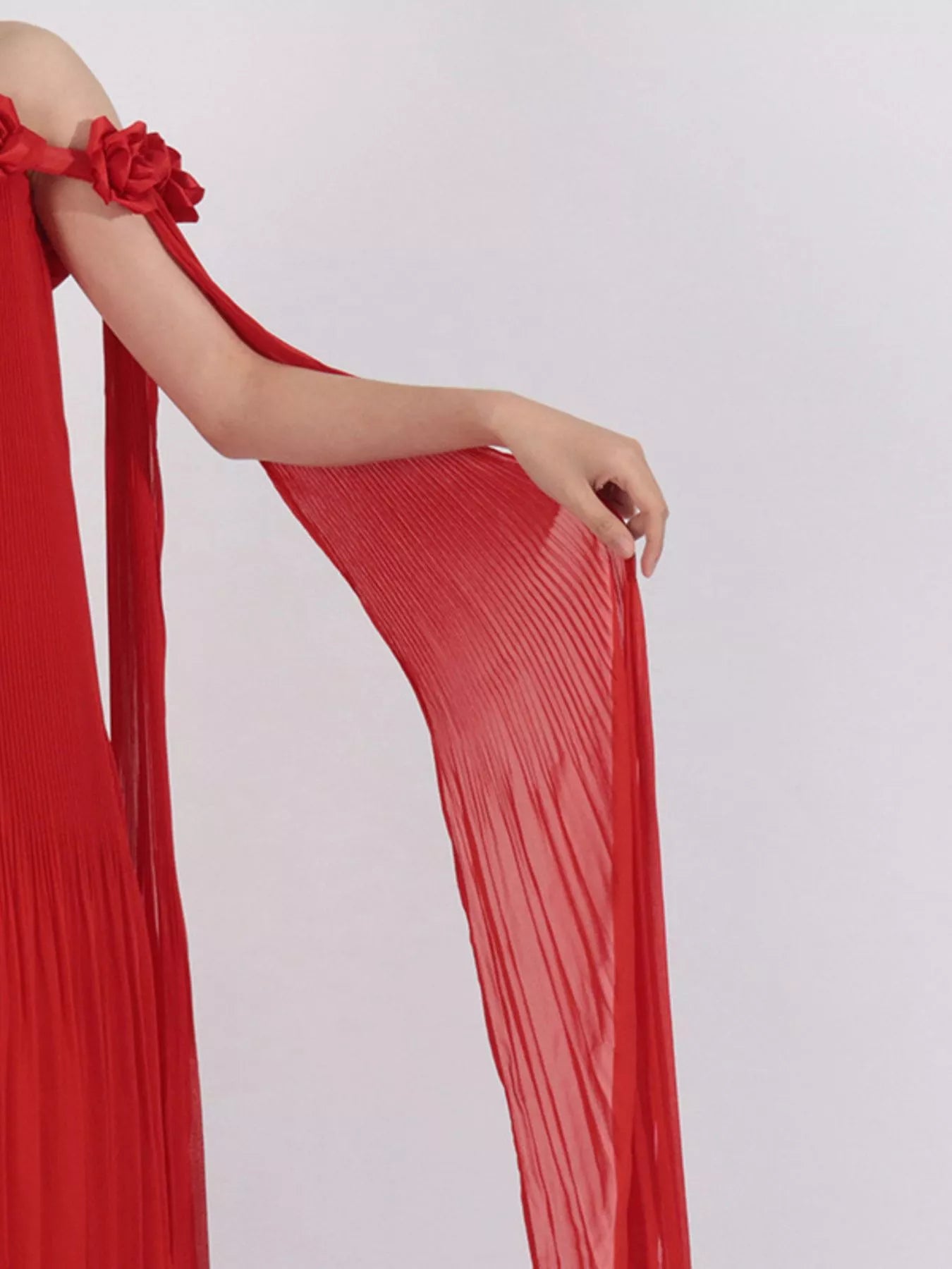 Off-Shoulder Floral Pleated Maxi Dress