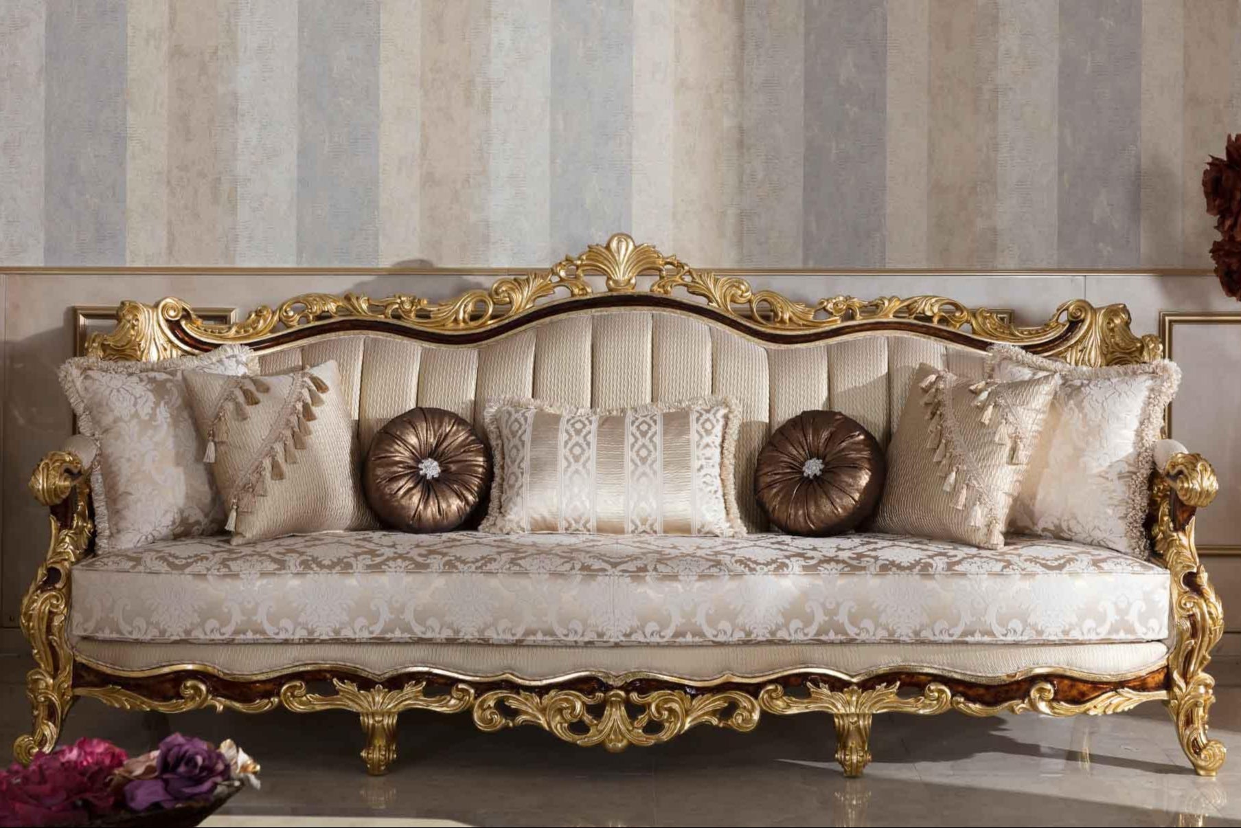 Aybars Sofa
