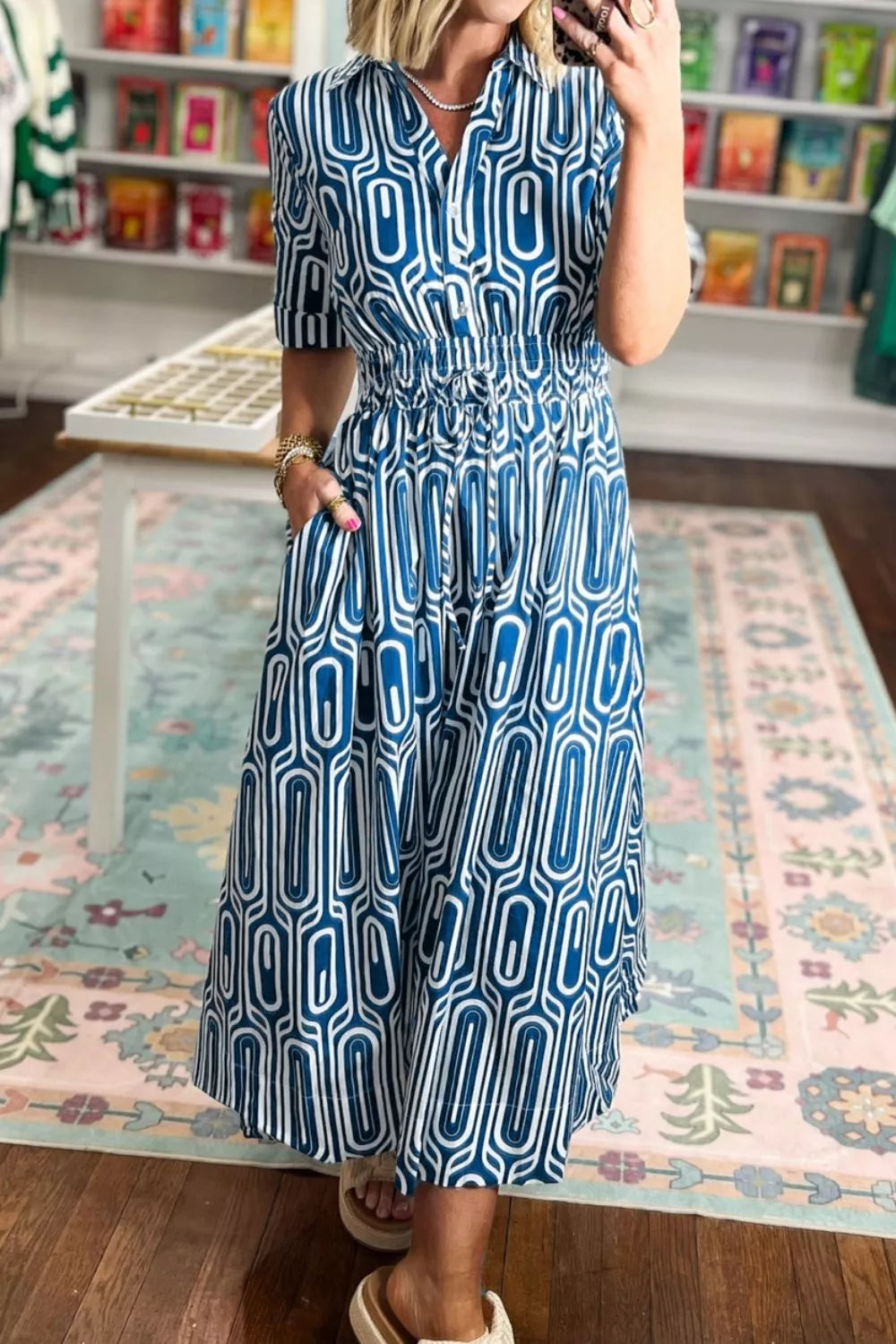 Geometric Print Short Sleeve Drawstring Shirt Collar Dress